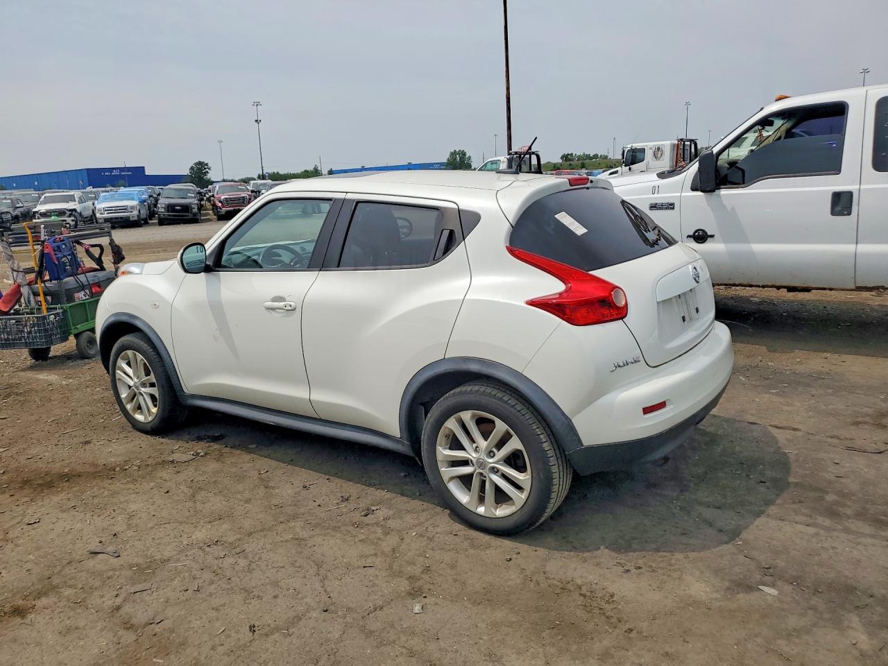 2013 Nissan Juke S White vin: JN8AF5MV9DT212457