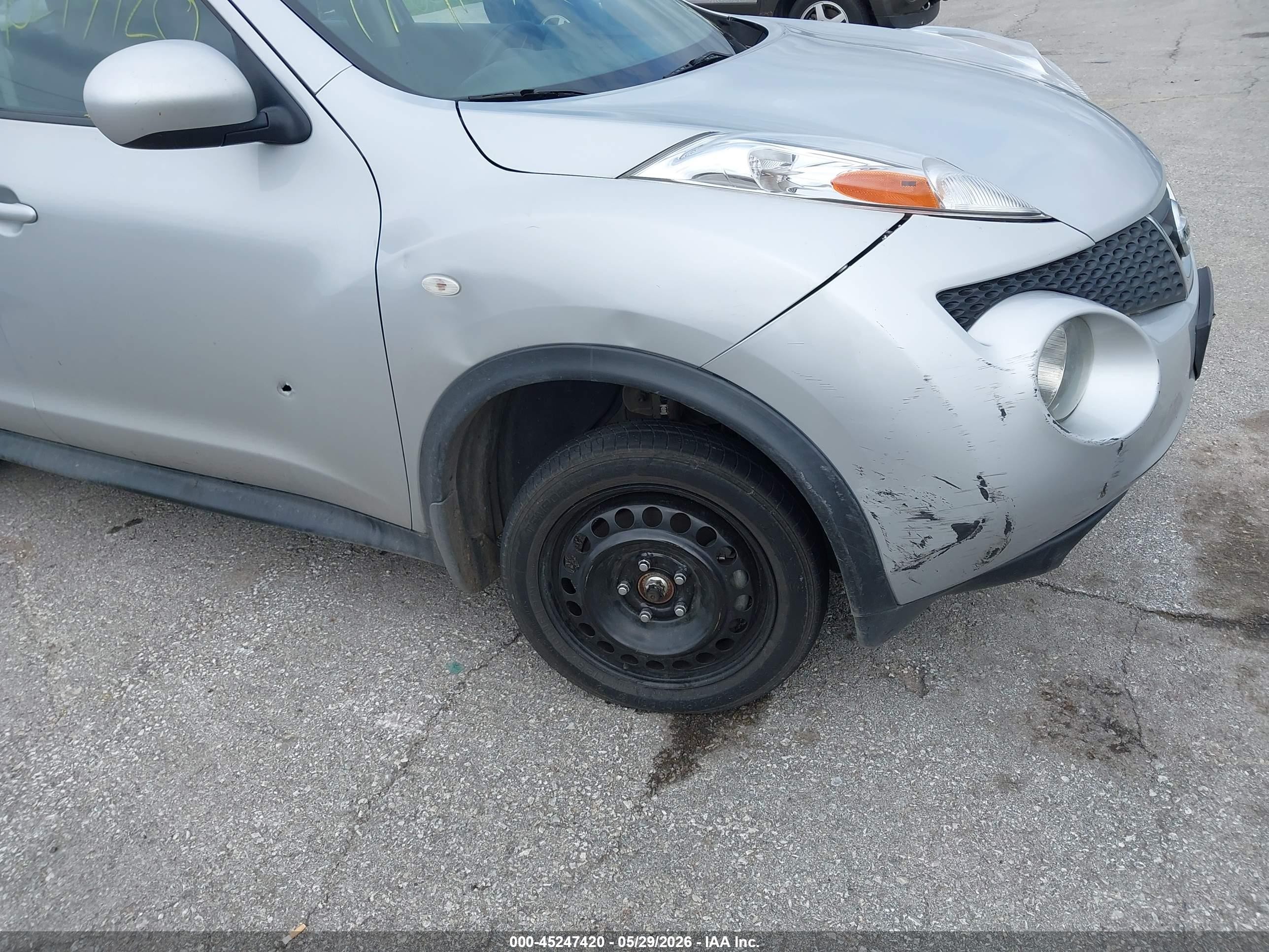 2013 Nissan Juke S Silver vin: JN8AF5MV9DT215309