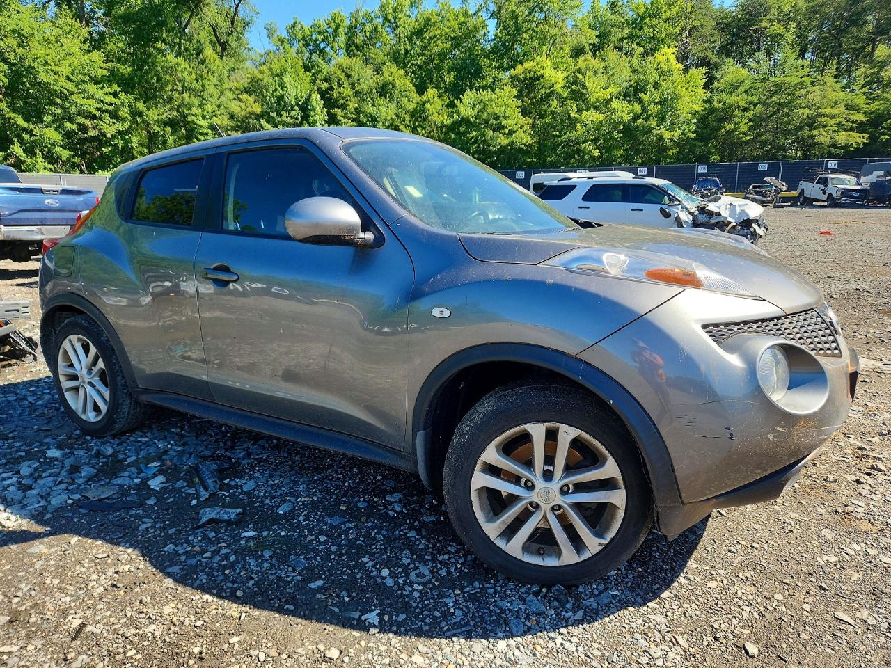 2013 Nissan Juke S Серый vin: JN8AF5MV9DT216282