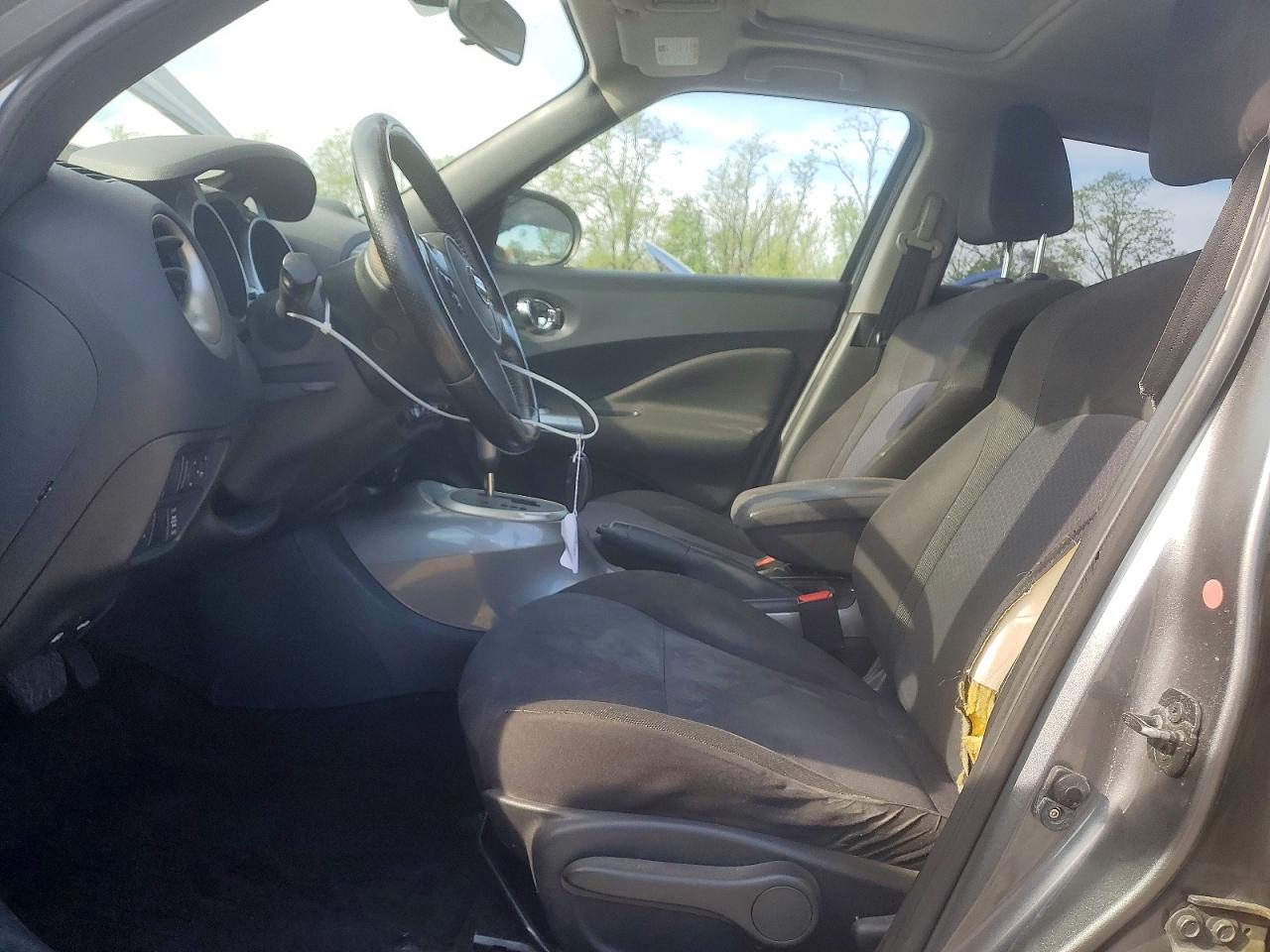 2014 Nissan Juke Sv Gray vin: JN8AF5MV9ET358844