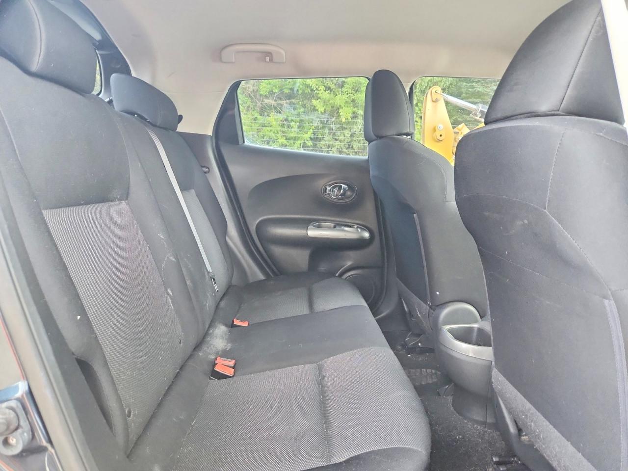 2014 Nissan Juke S Teal vin: JN8AF5MV9ET481981