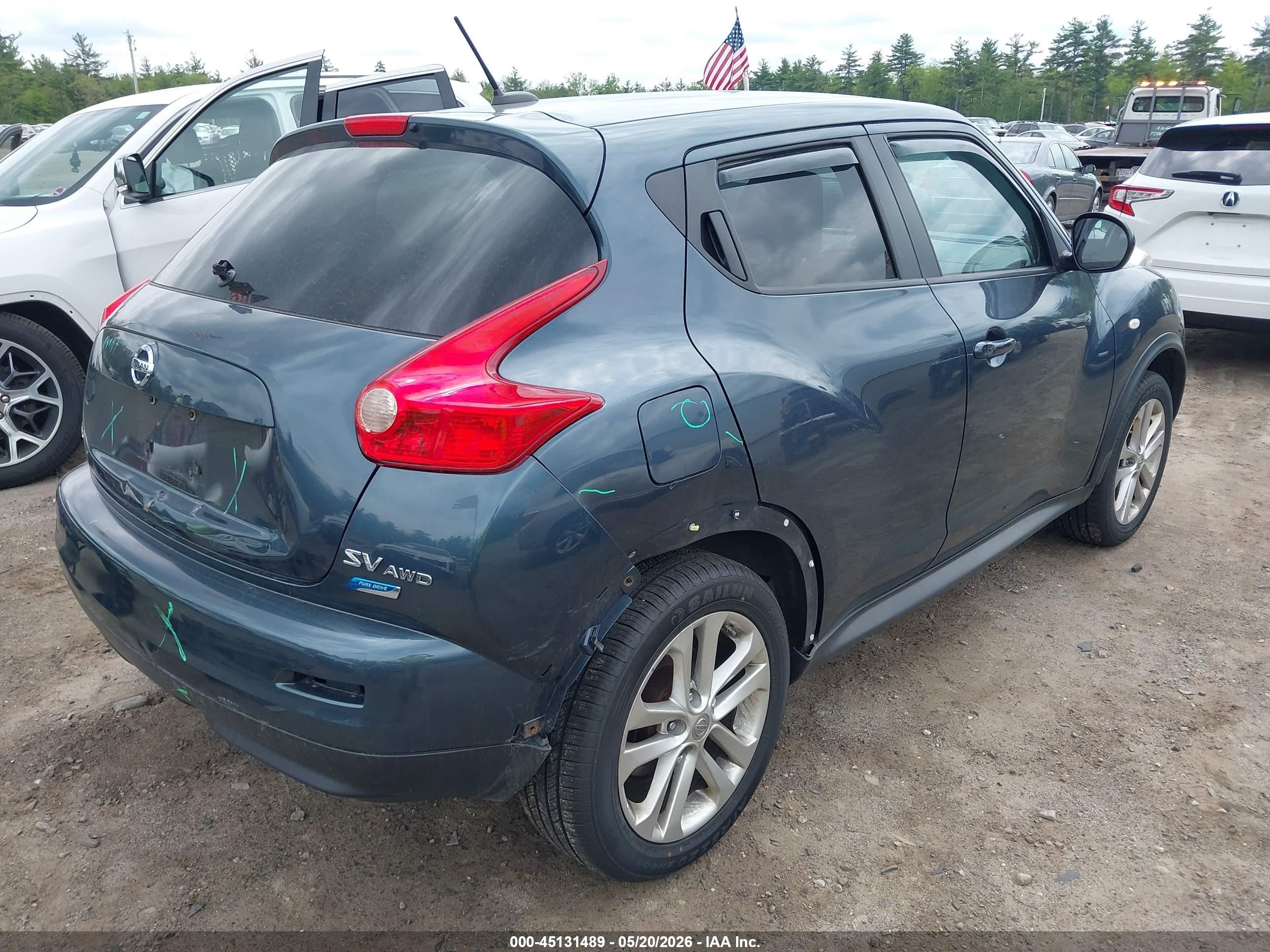 2014 Nissan Juke Sv Blue vin: JN8AF5MV9ET484945