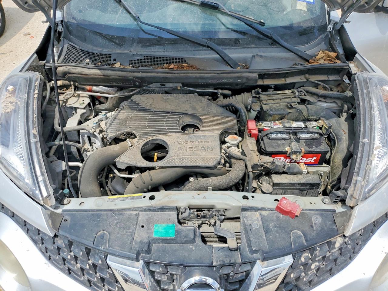 2015 Nissan Juke S Silver vin: JN8AF5MV9FT551707