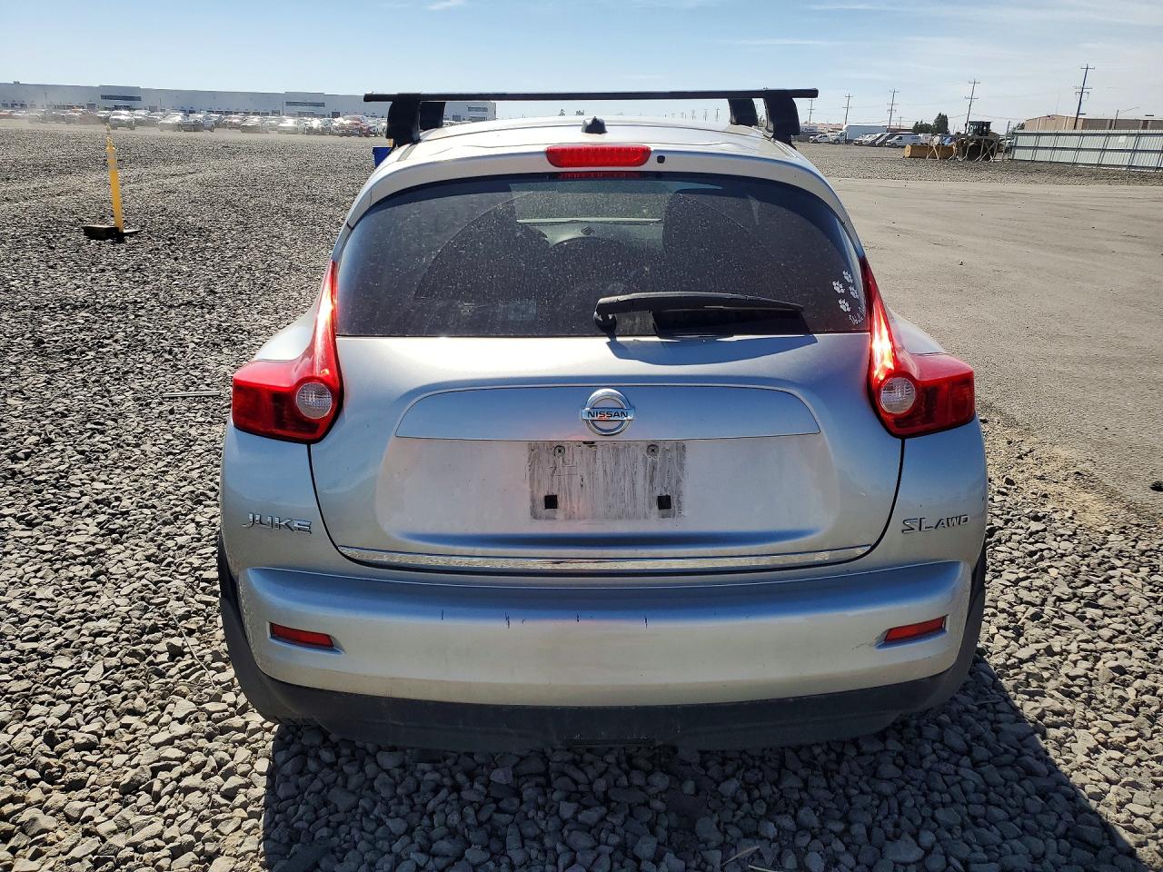 2011 Nissan Juke S Silver vin: JN8AF5MVXBT019795