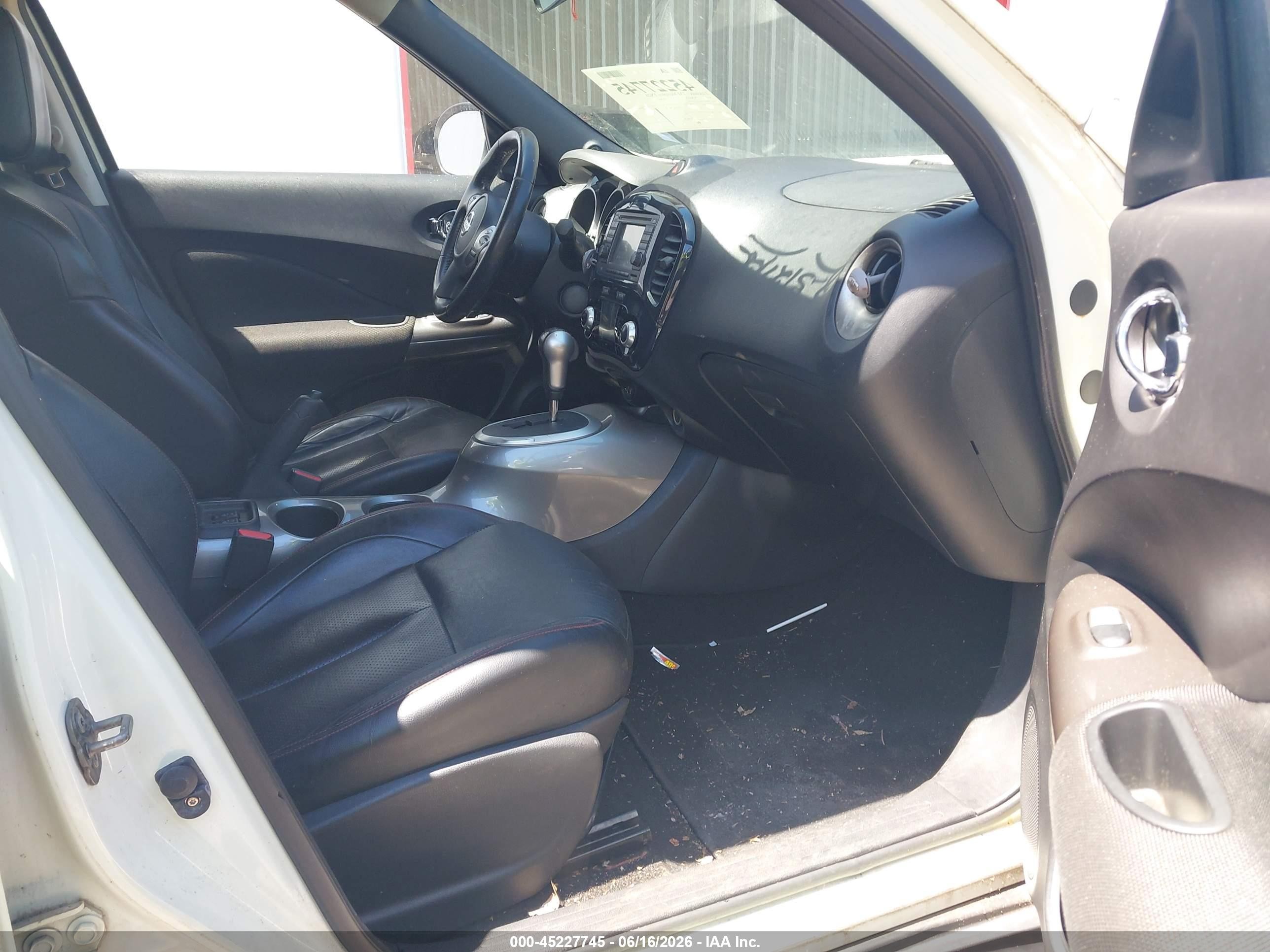 2012 Nissan Juke Sl White vin: JN8AF5MVXCT121762