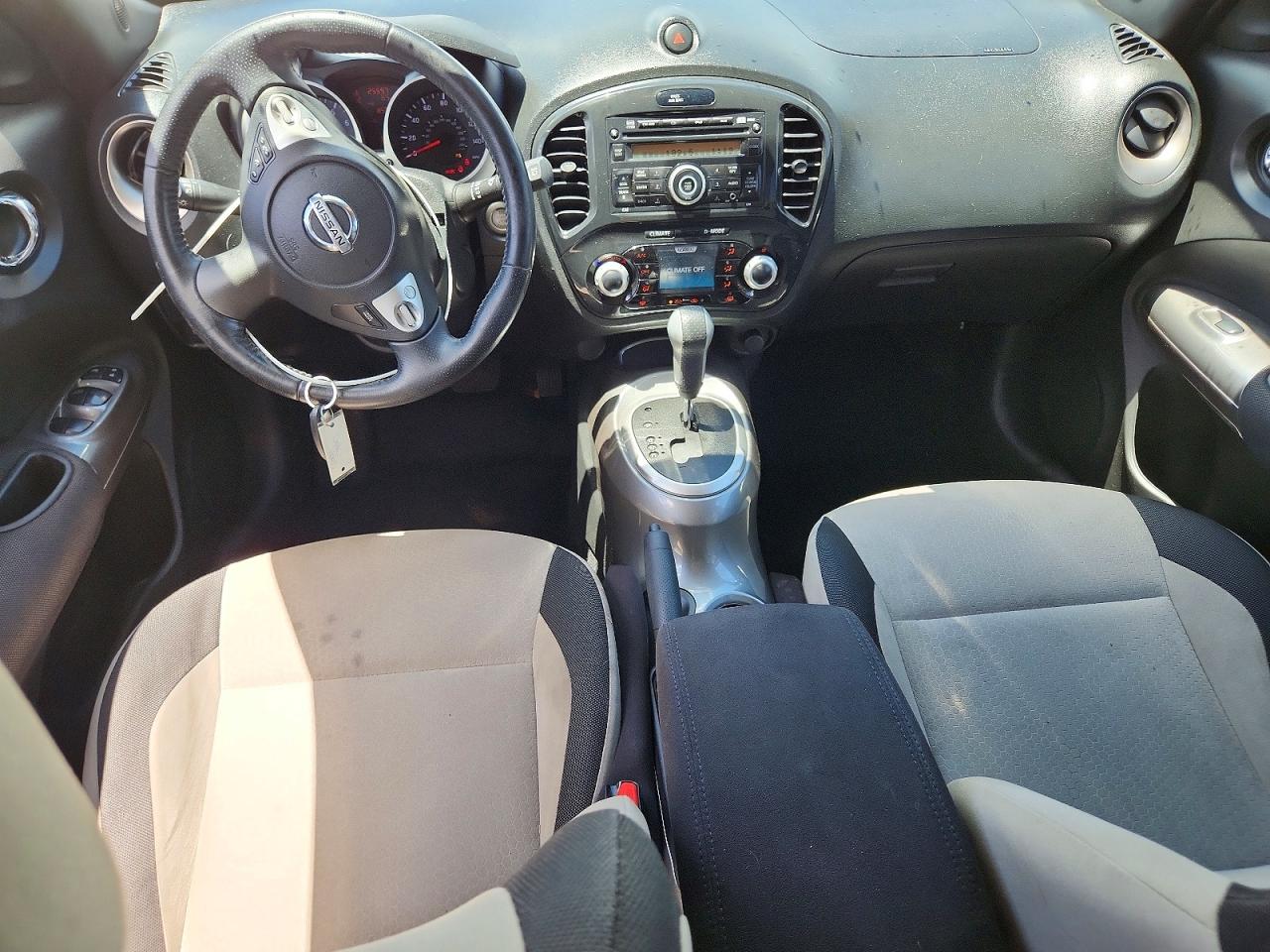 2013 Nissan Juke S Белый vin: JN8AF5MVXDT208269