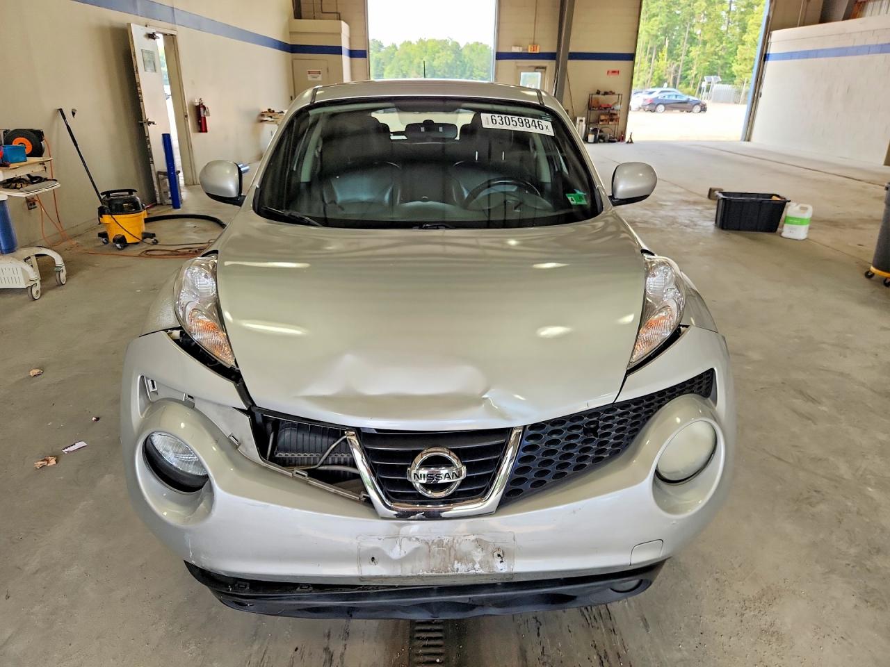 2013 Nissan Juke S Silver vin: JN8AF5MVXDT210183