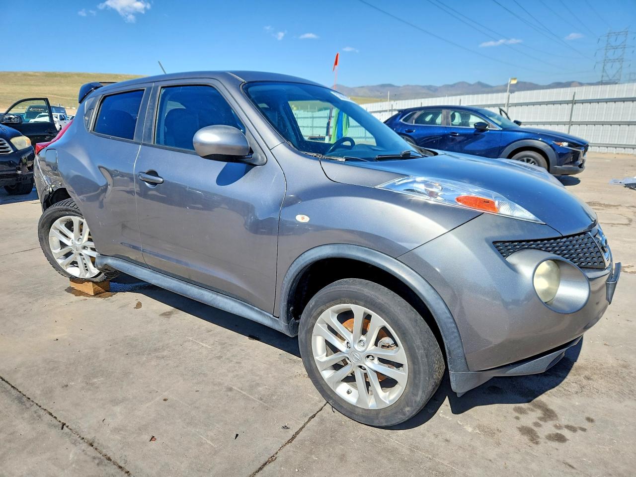 2013 Nissan Juke S Gray vin: JN8AF5MVXDT212340