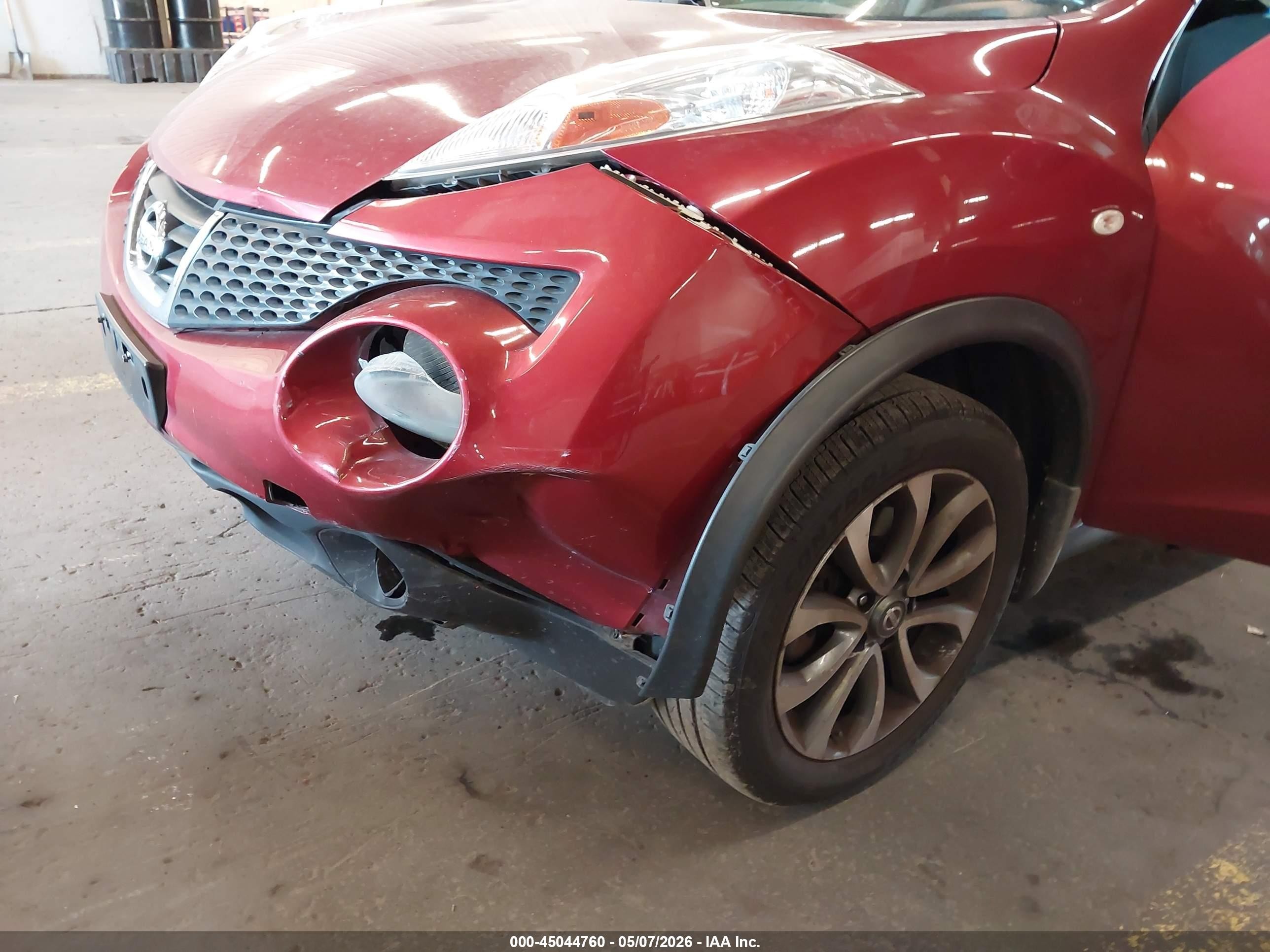 2013 Nissan Juke Sv Burgundy vin: JN8AF5MVXDT215559