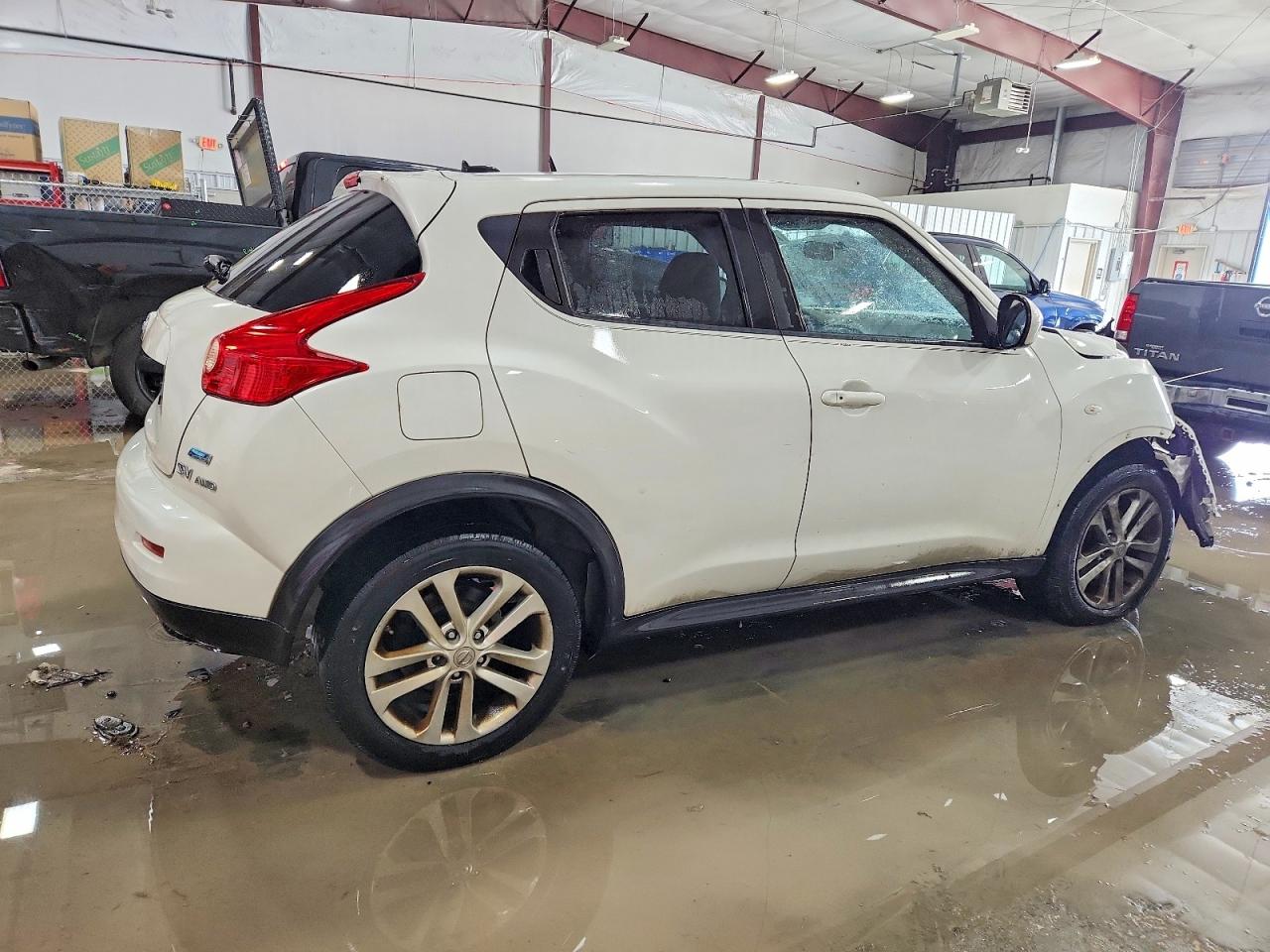 2013 Nissan Juke S White vin: JN8AF5MVXDT223127