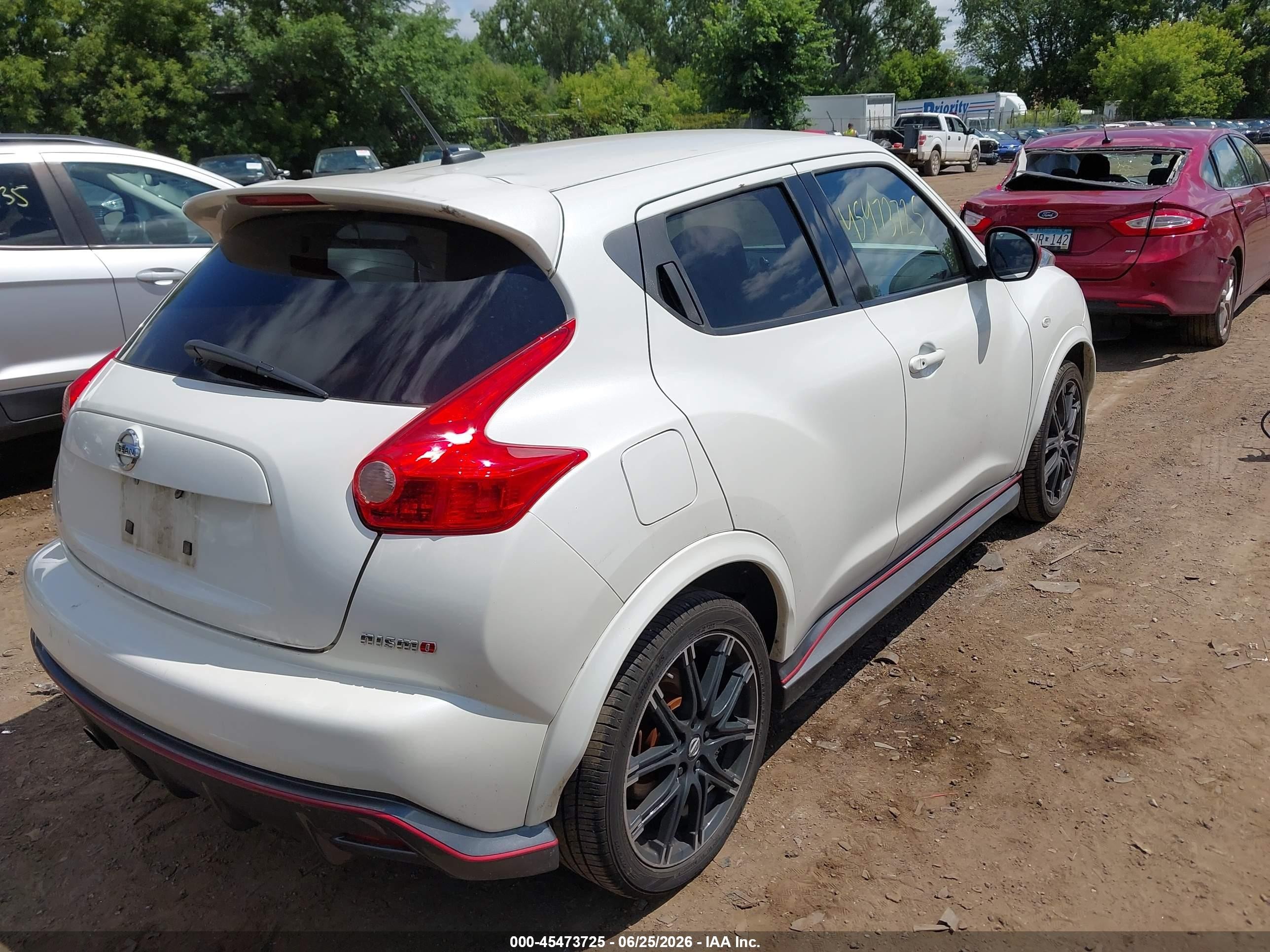 2013 Nissan Juke Nismo White vin: JN8AF5MVXDT227811