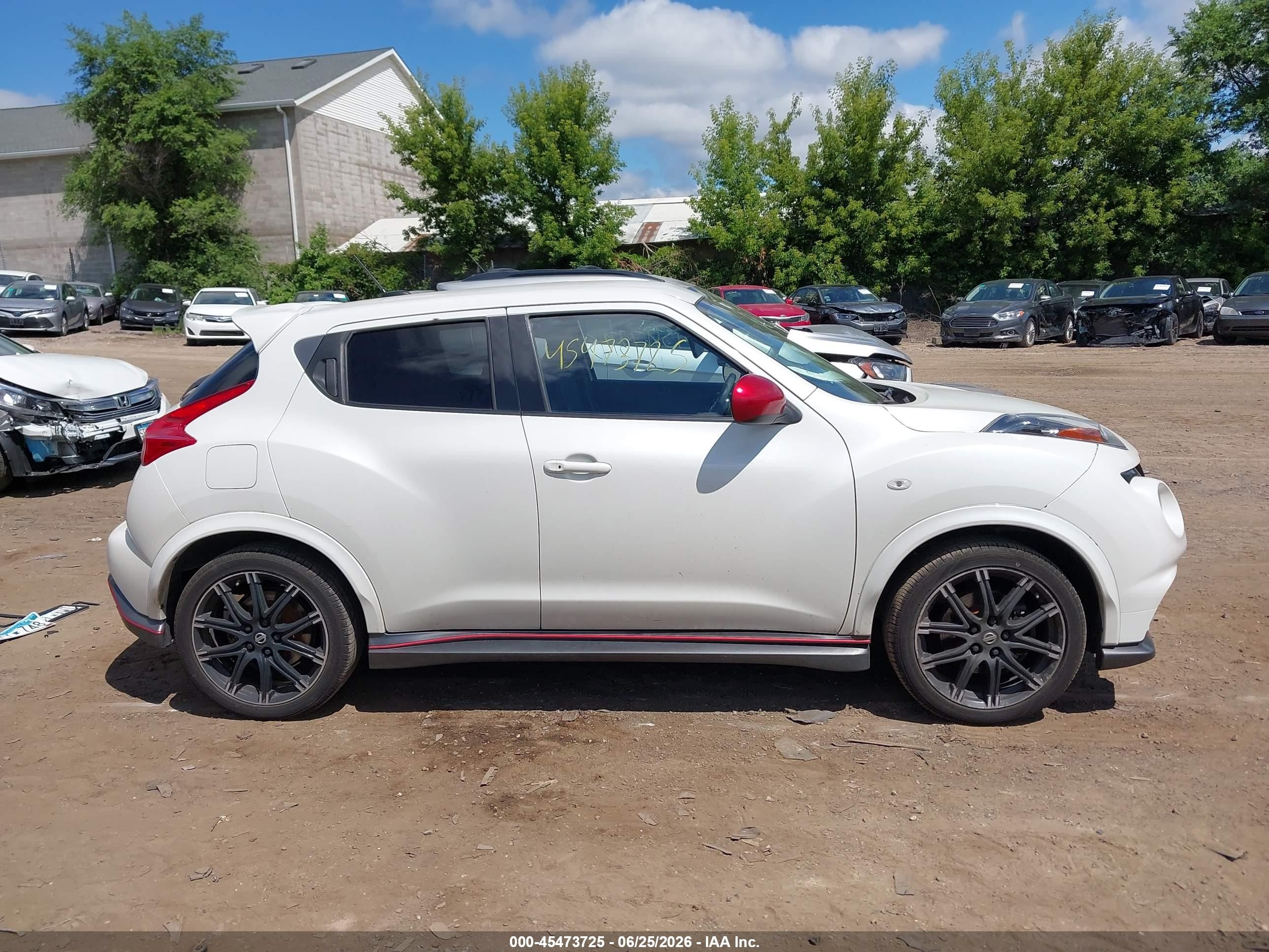 2013 Nissan Juke Nismo White vin: JN8AF5MVXDT227811