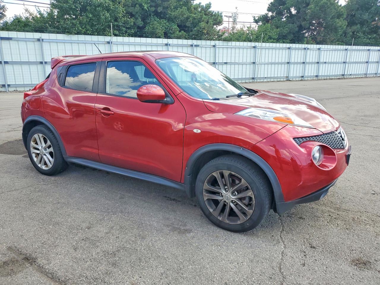 2013 Nissan Juke S Red vin: JN8AF5MVXDT228585