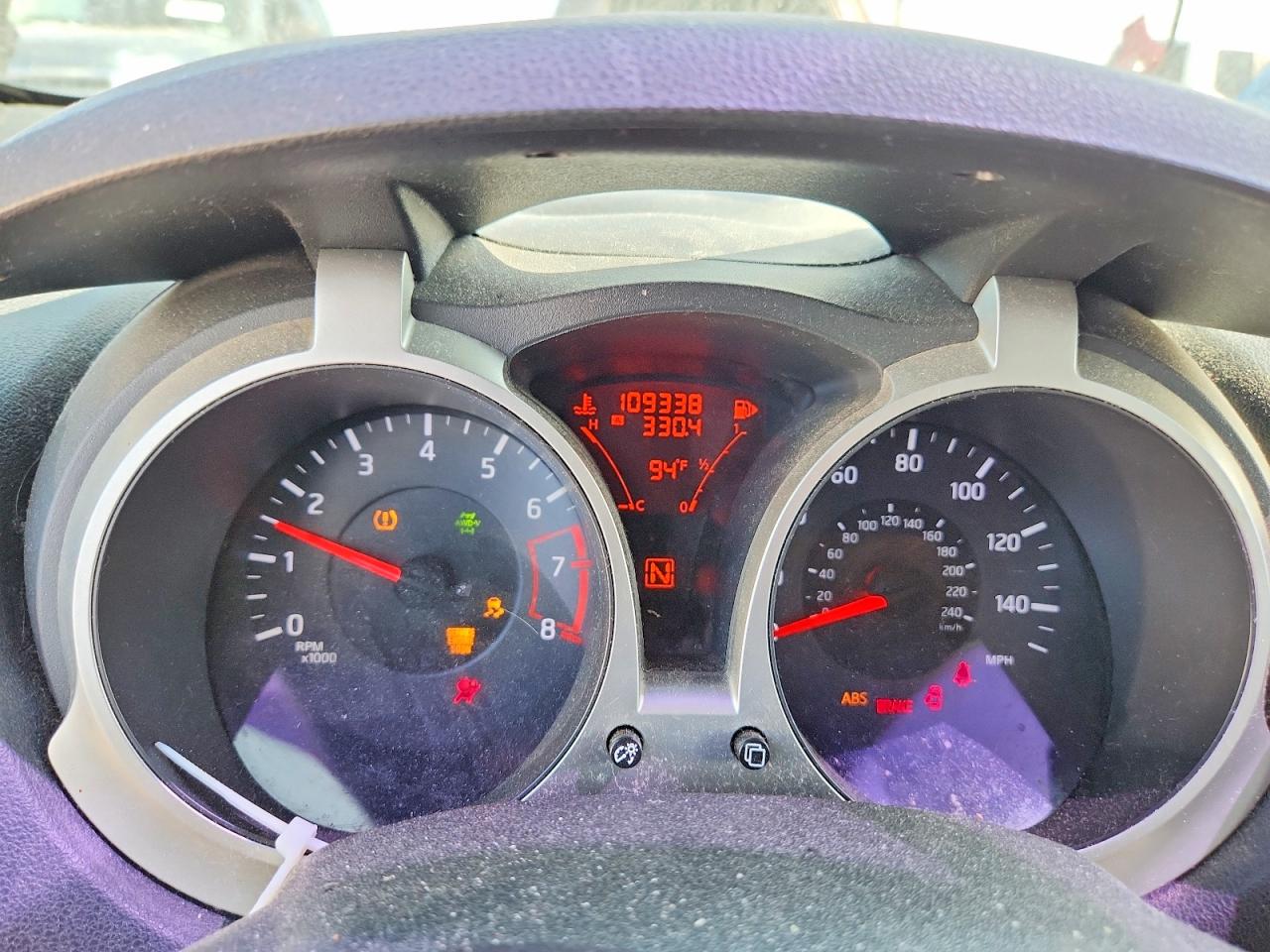2013 Nissan Juke S Gray vin: JN8AF5MVXDT228649