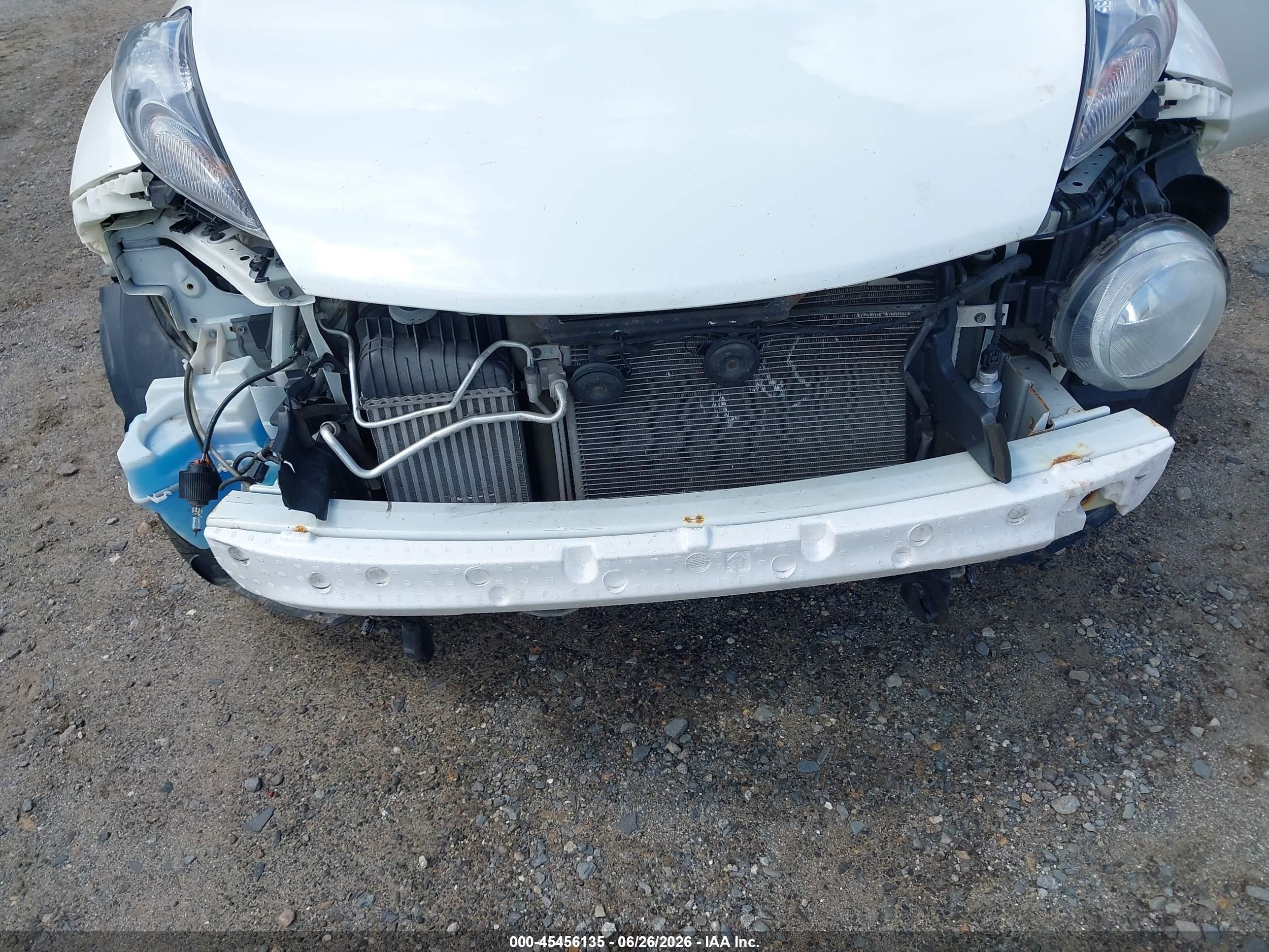 2014 Nissan Juke Nismo White vin: JN8AF5MVXET365317