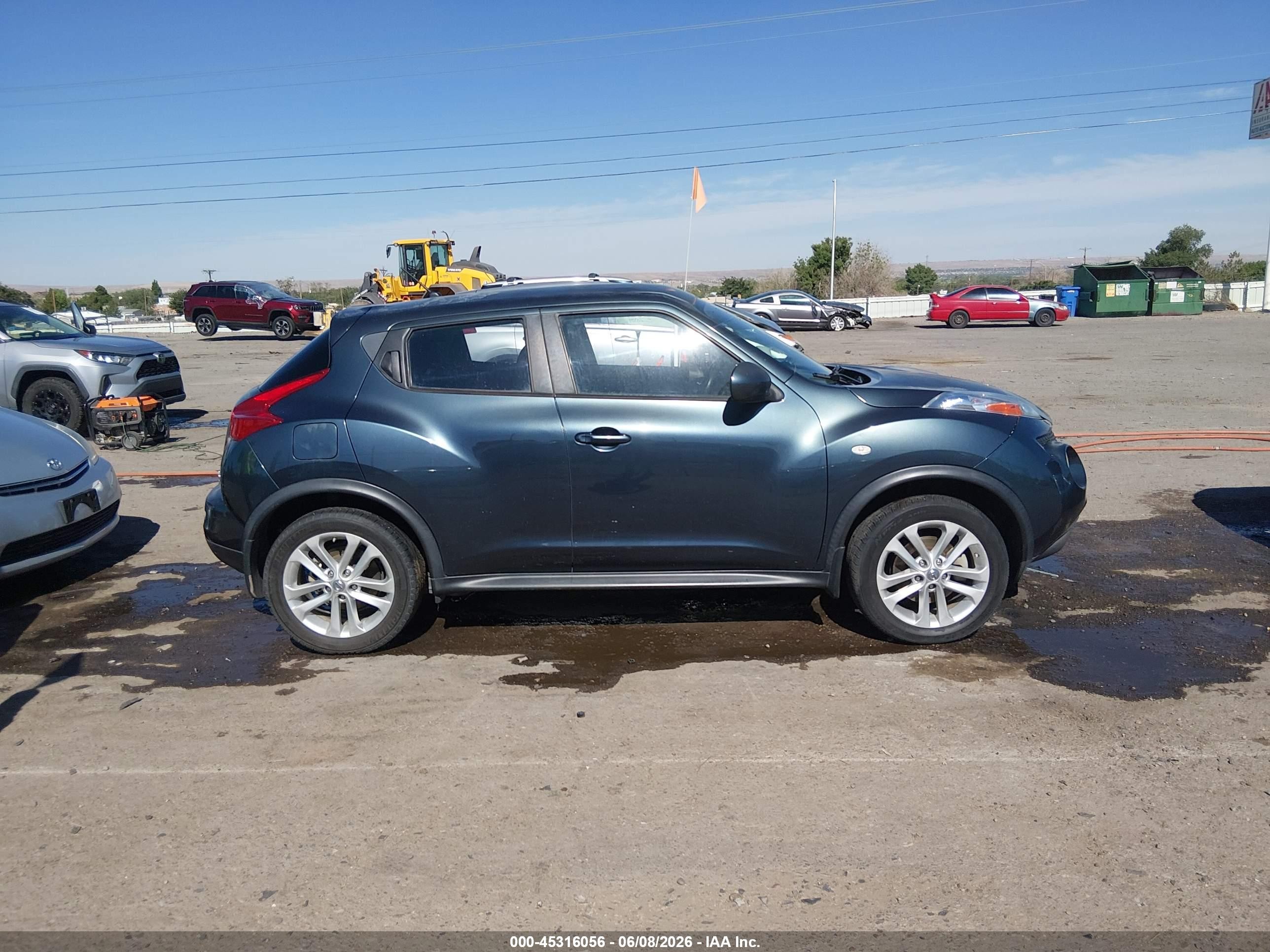 2014 Nissan Juke S Dark Blue vin: JN8AF5MVXET482279