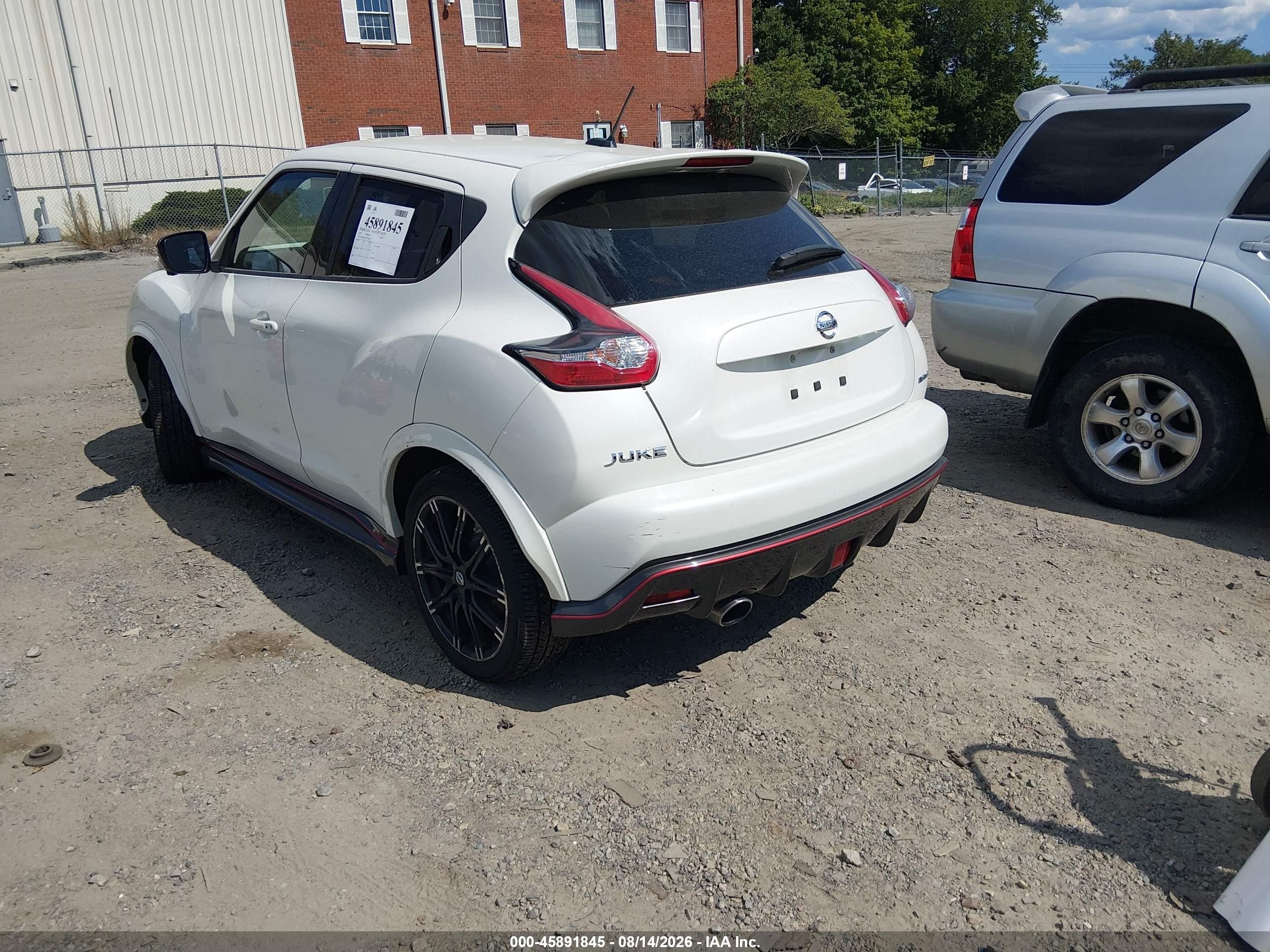 2015 Nissan Juke Nismo White vin: JN8AF5MVXFT562666