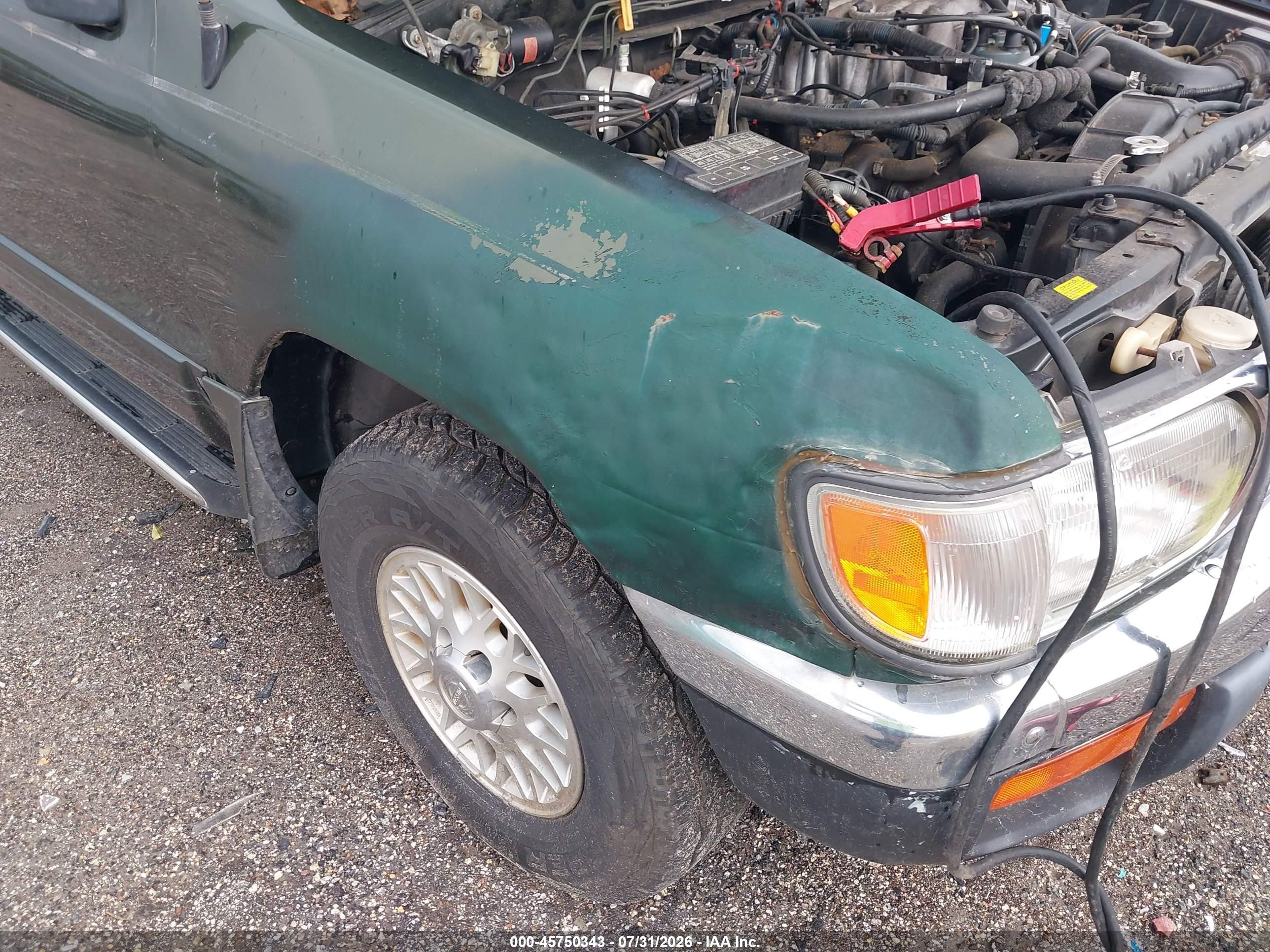 1996 Nissan Pathfinder Xe/le Green vin: JN8AR05S0TW045384