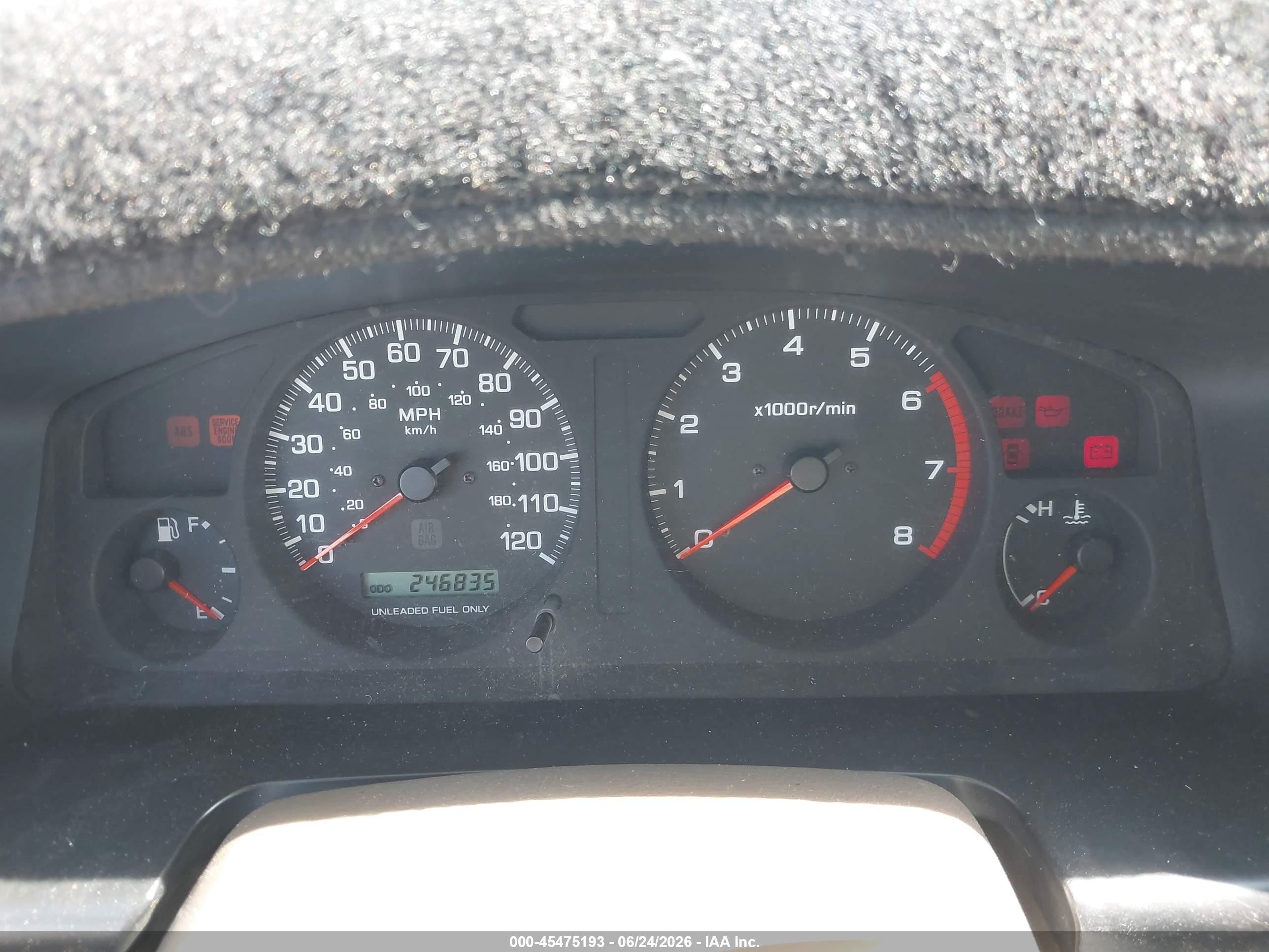 1998 Nissan Pathfinder Le/xe White vin: JN8AR05S0WW283465