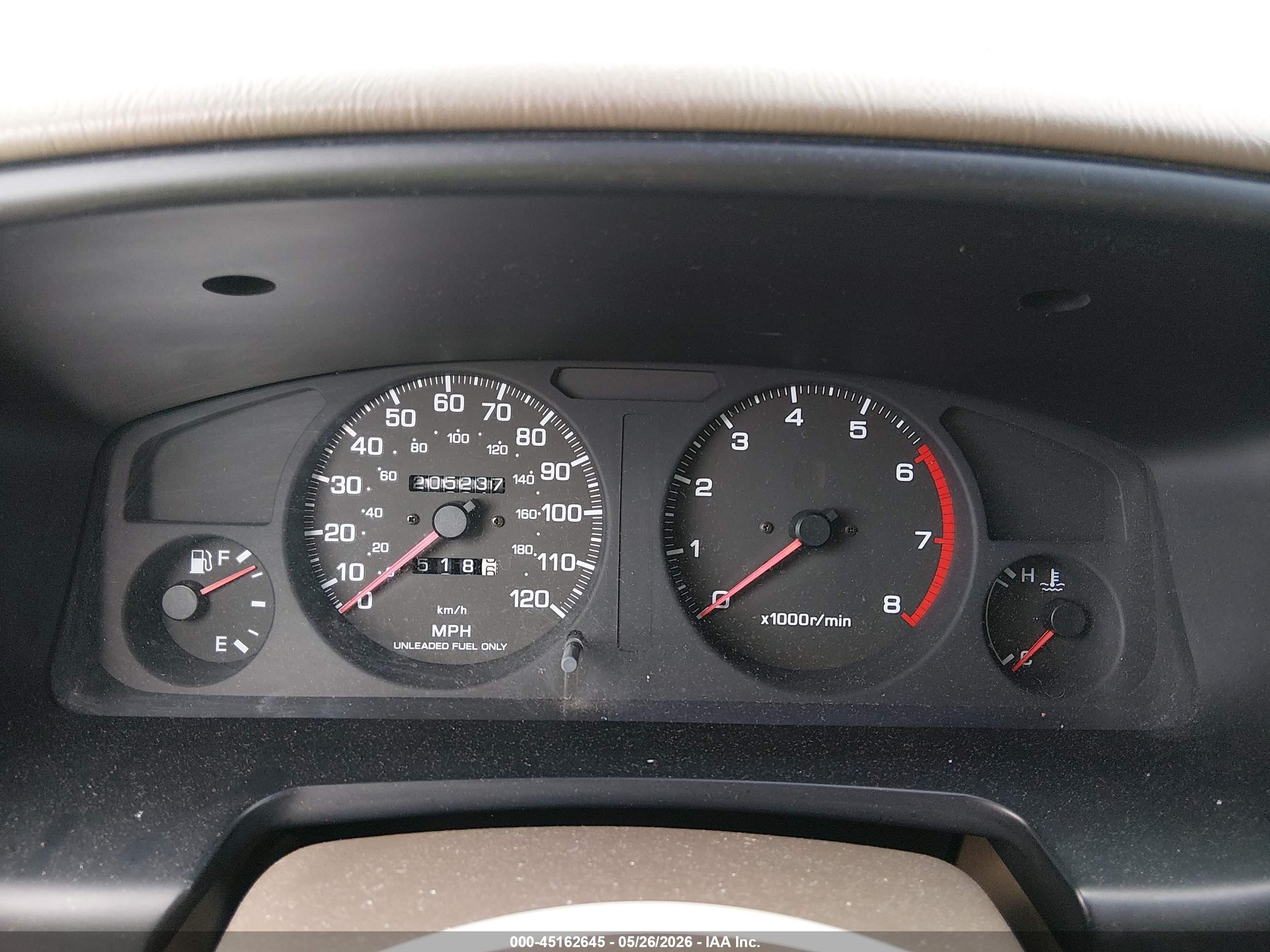 1996 Nissan Pathfinder Xe/le White vin: JN8AR05S3TW033181