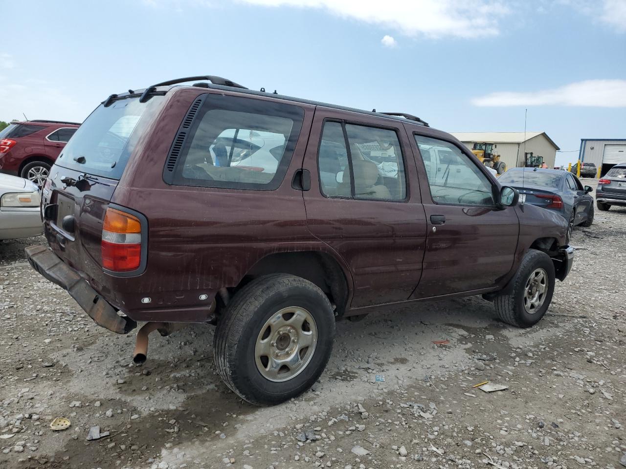 1999 Nissan Pathfinder Xe Burgundy vin: JN8AR05S3XW308330