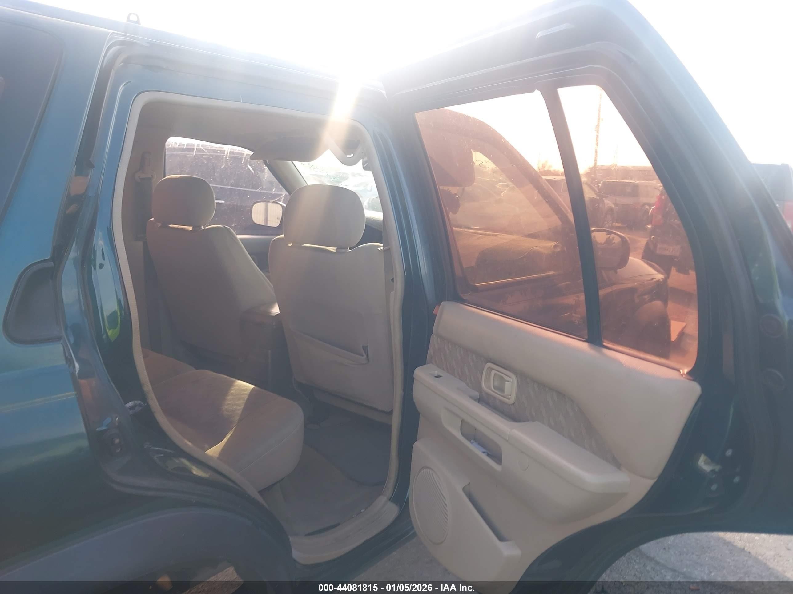 1996 Nissan Pathfinder Xe/le Зеленый vin: JN8AR05S4TW016406