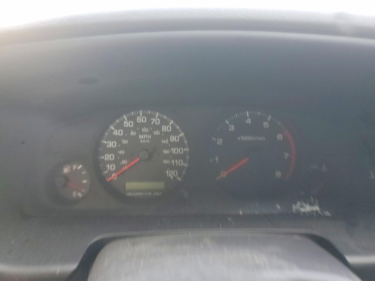 1998 Nissan Pathfinder Xe Silver vin: JN8AR05S4WW233975
