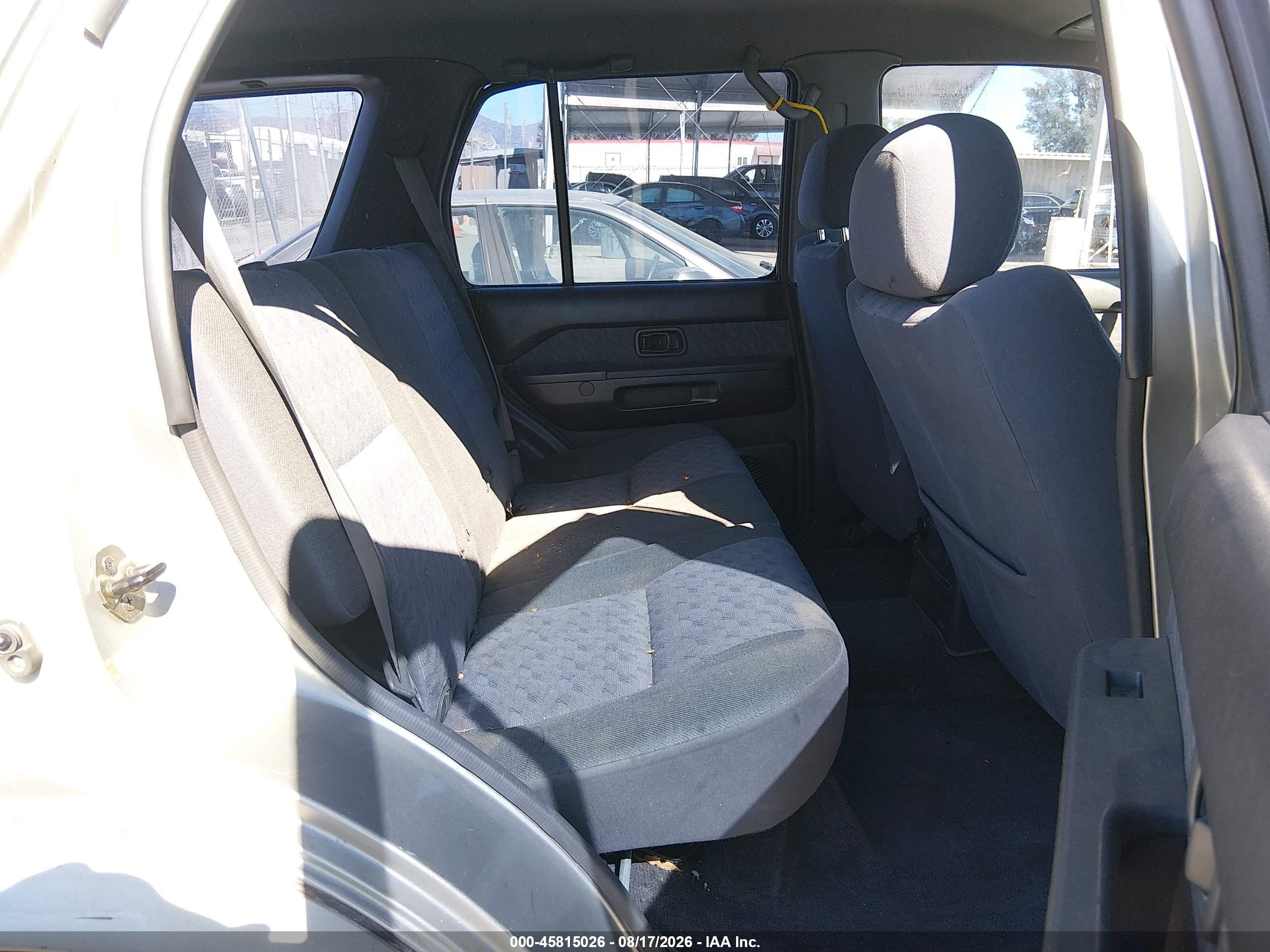 1999 Nissan Pathfinder Le/se/xe Gray vin: JN8AR05S7XW294464