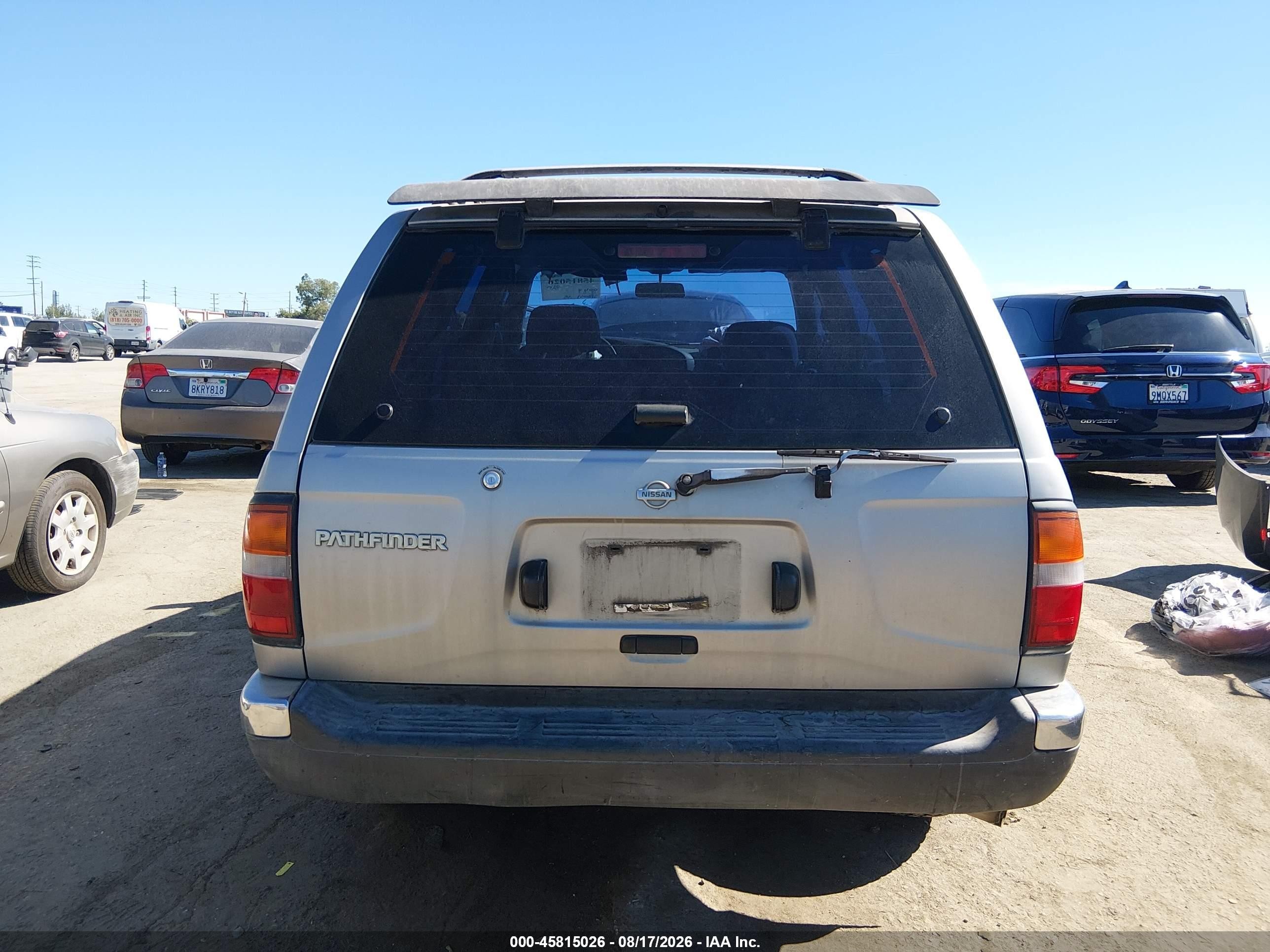 1999 Nissan Pathfinder Le/se/xe Gray vin: JN8AR05S7XW294464