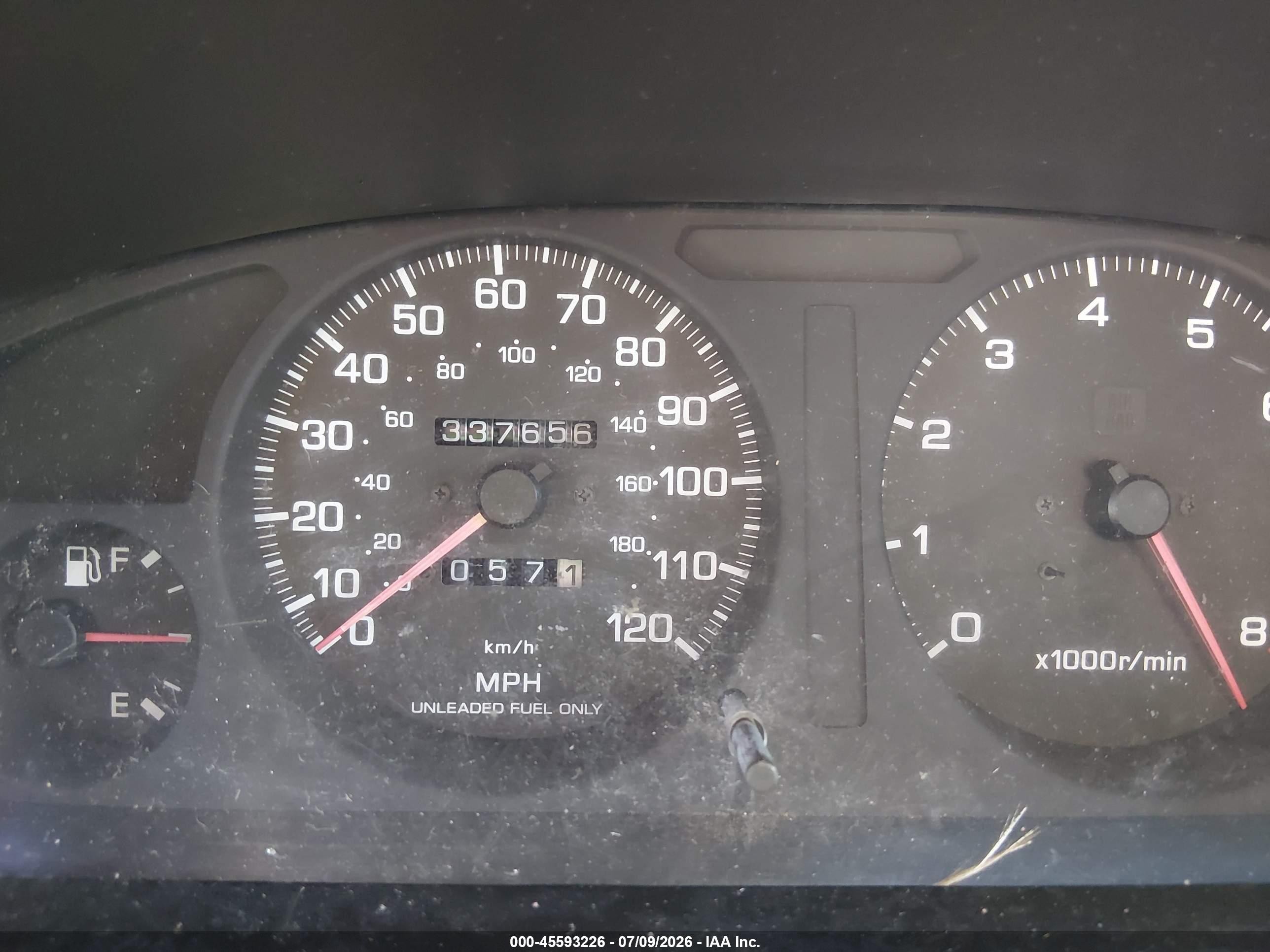 1997 Nissan Pathfinder Le/xe Red vin: JN8AR05S8VW148684