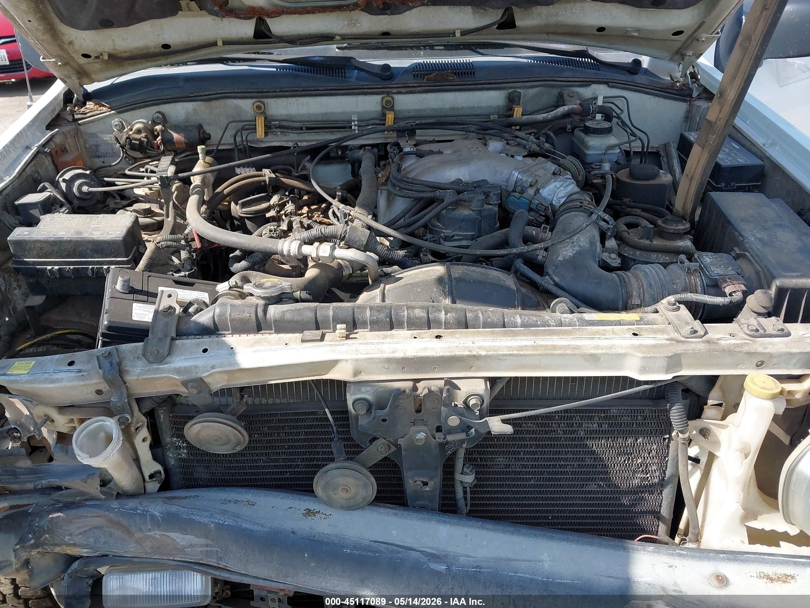 1996 Nissan Pathfinder Le/se/xe White vin: JN8AR05Y0TW018111