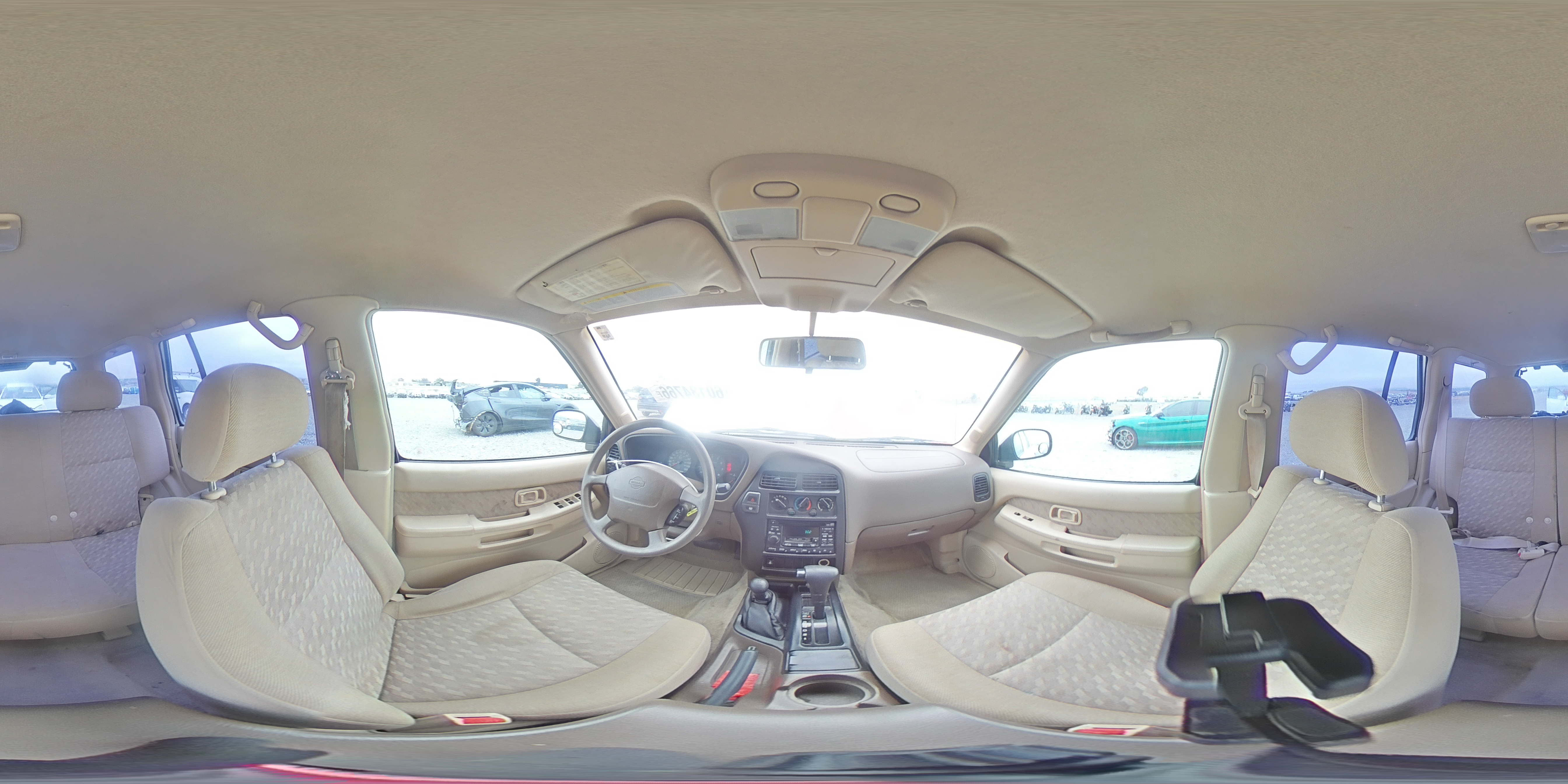 1999 Nissan Pathfinder Xe White vin: JN8AR05Y1XW324076