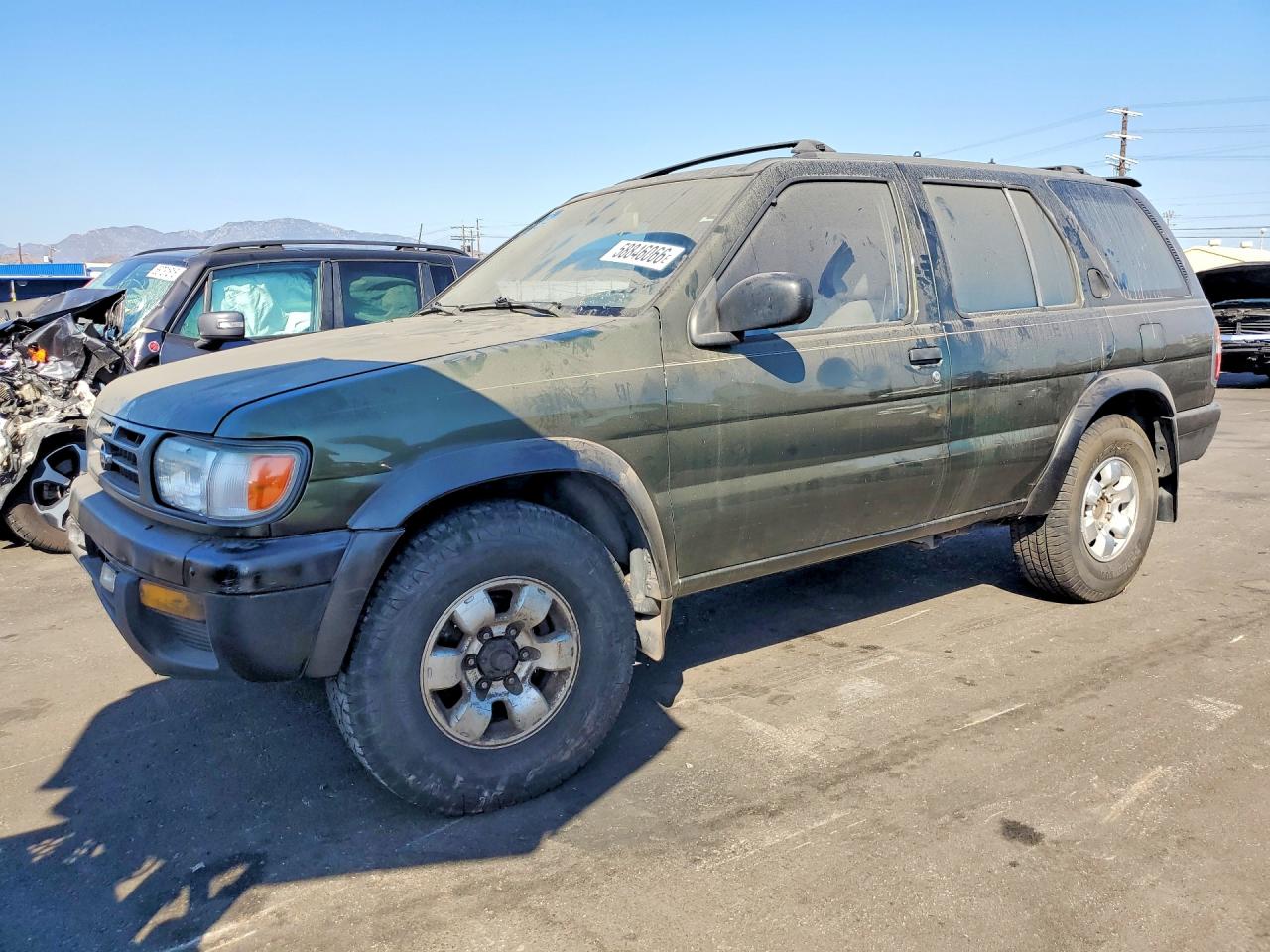 1997 Nissan Pathfinder Xe Green vin: JN8AR05Y3VW186411