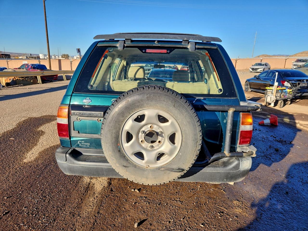 1996 Nissan Pathfinder Le Green vin: JN8AR05Y4TW005135