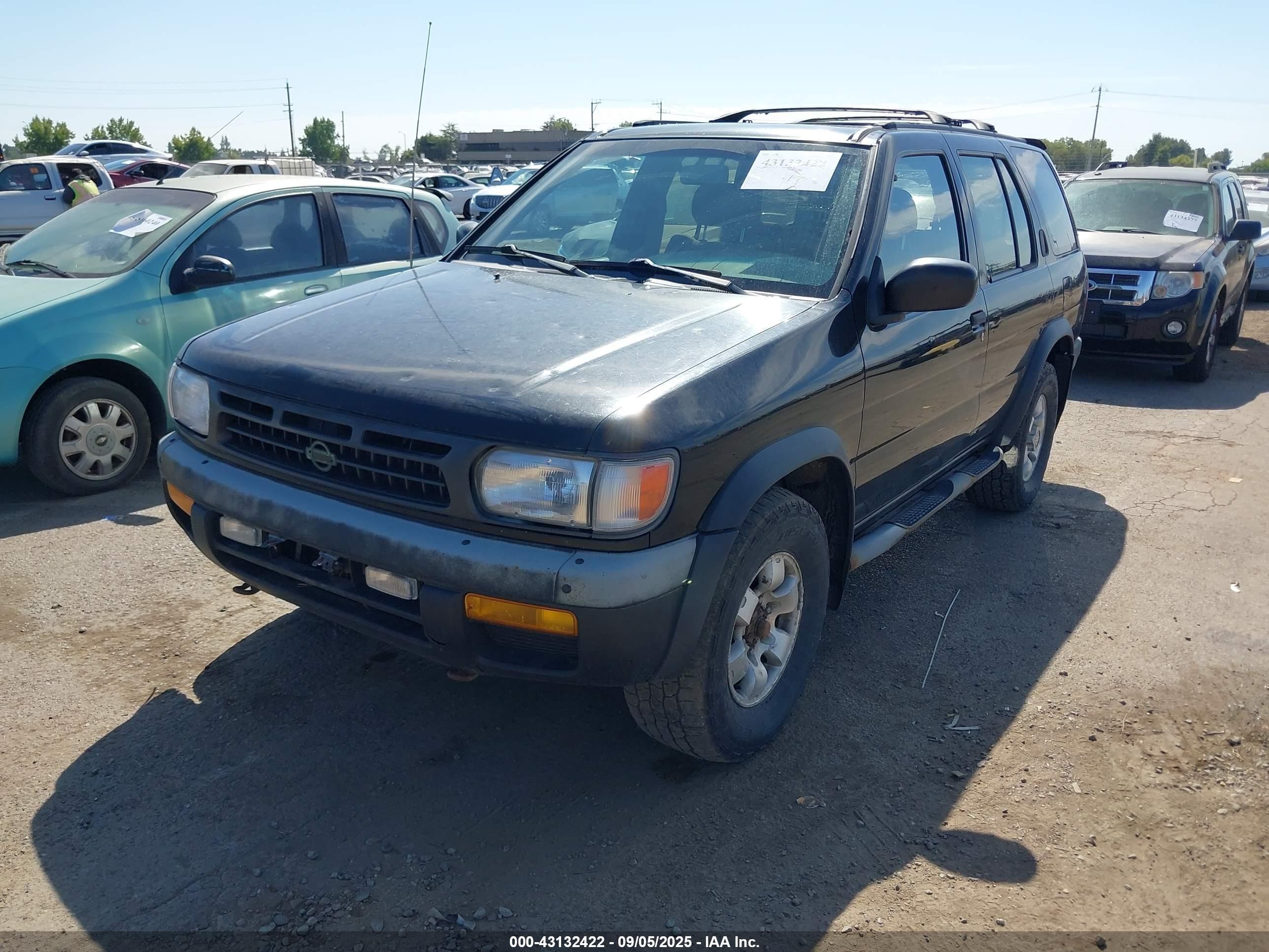 1999 Nissan Pathfinder Le/se/xe Black vin: JN8AR05Y4XW322693