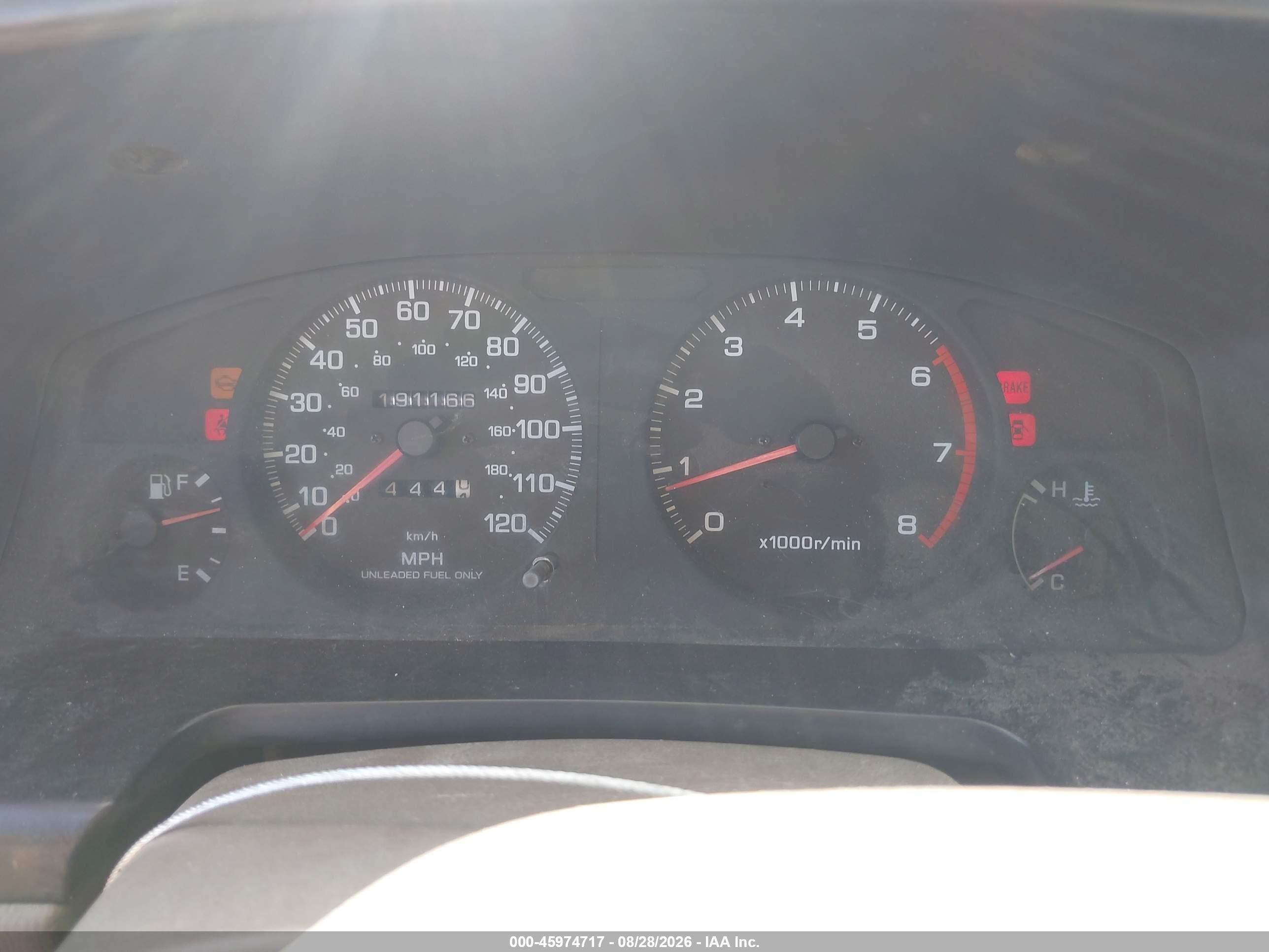 1996 Nissan Pathfinder Le/se/xe Red vin: JN8AR05Y8TW010564
