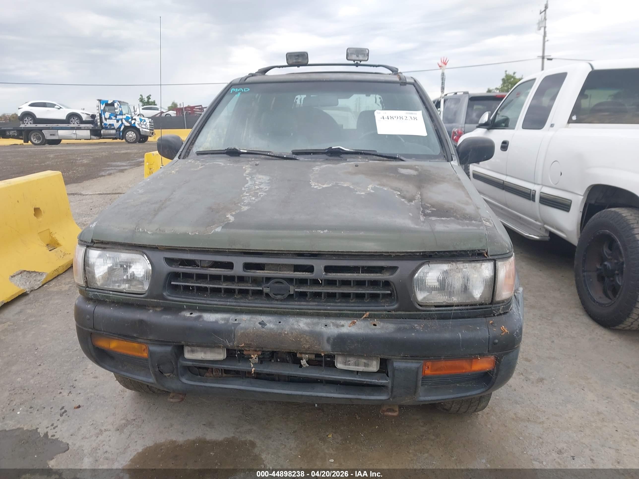 1997 Nissan Pathfinder Le/se/xe Green vin: JN8AR05YXVW190679