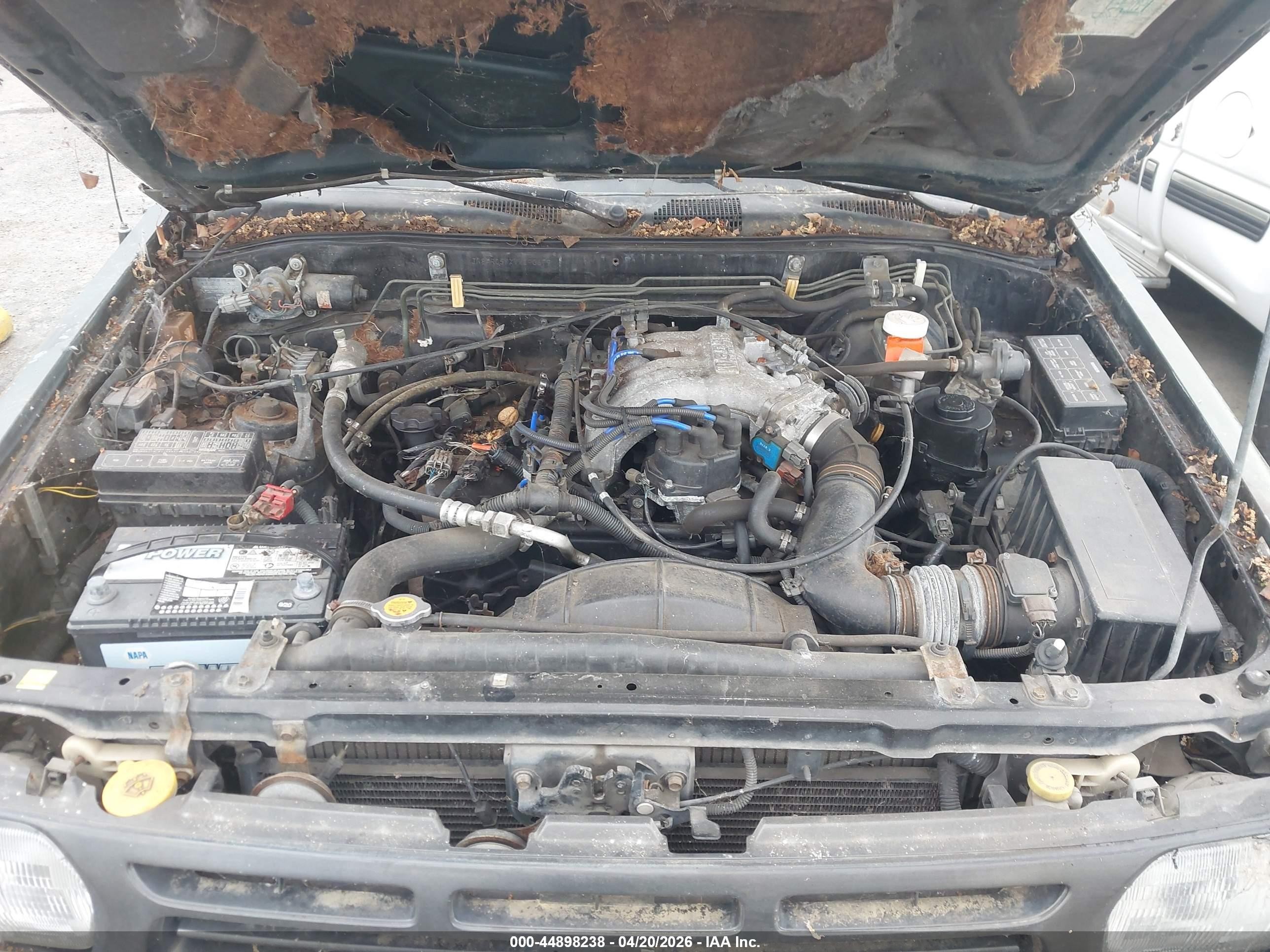 1997 Nissan Pathfinder Le/se/xe Green vin: JN8AR05YXVW190679
