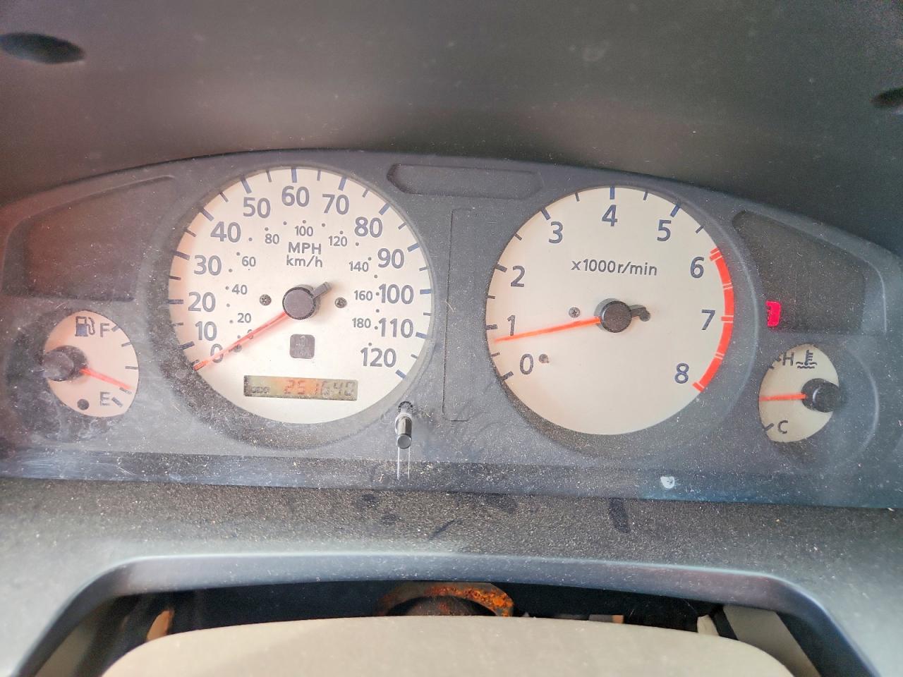1999 Nissan Pathfinder Xe Gold vin: JN8AR07S3XW362188