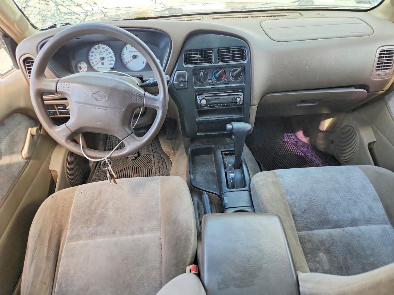2000 Nissan Pathfinder Xe Brown vin: JN8AR07S5YW441203