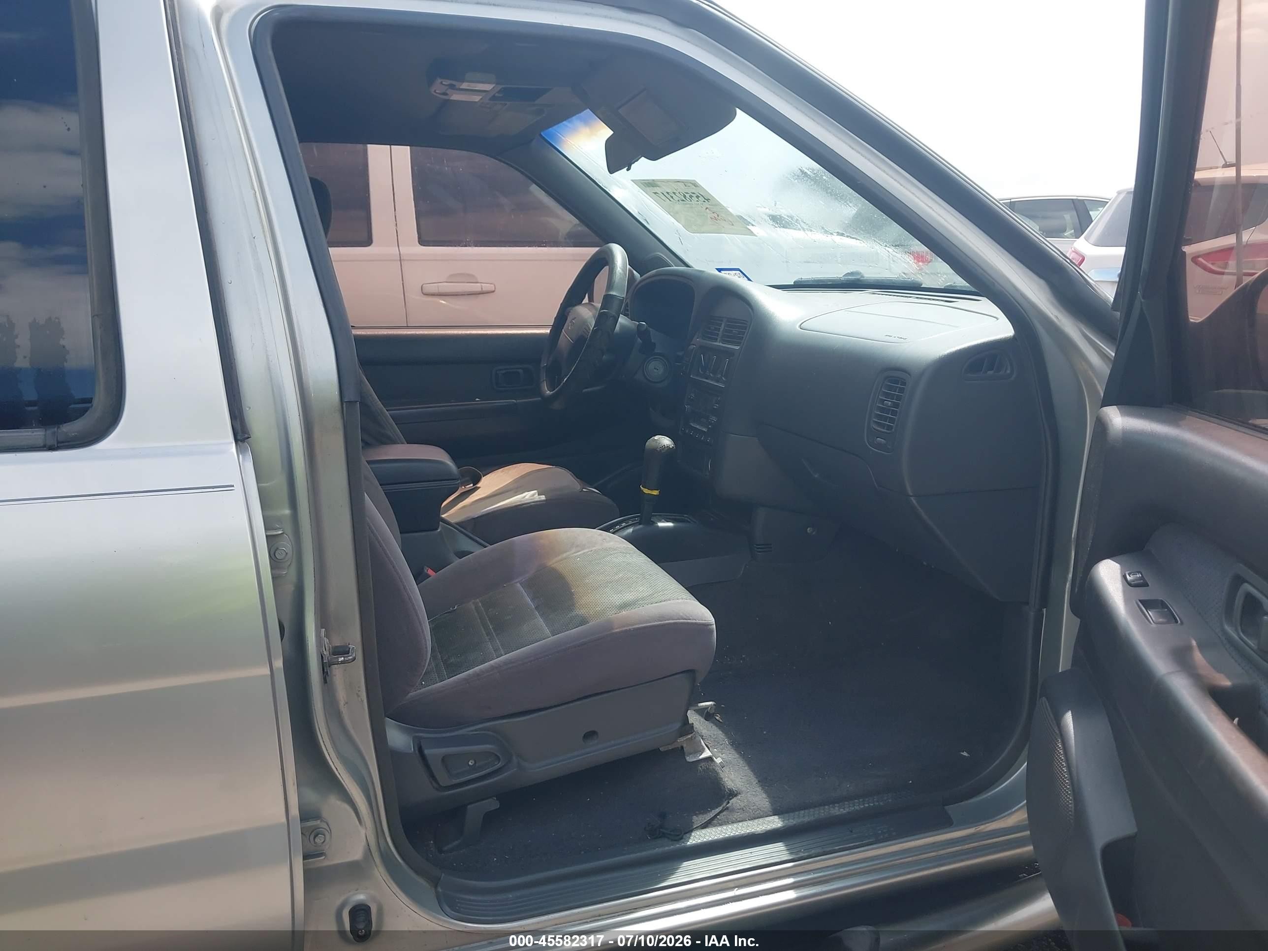 1999 Nissan Pathfinder Le/se/xe Beige vin: JN8AR07SXXW364519