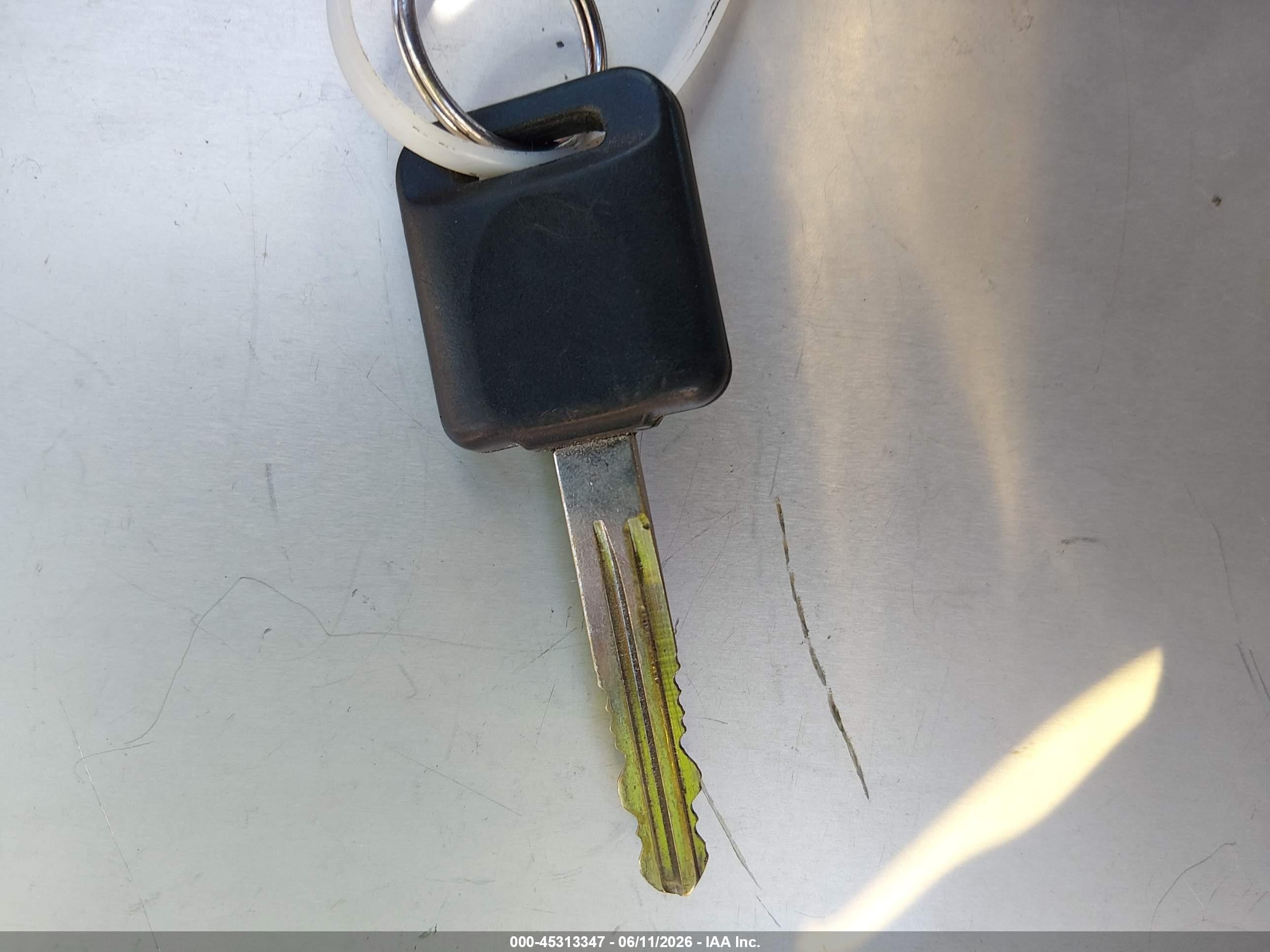2000 Nissan Pathfinder Le/se/xe Gold vin: JN8AR07Y3YW442015