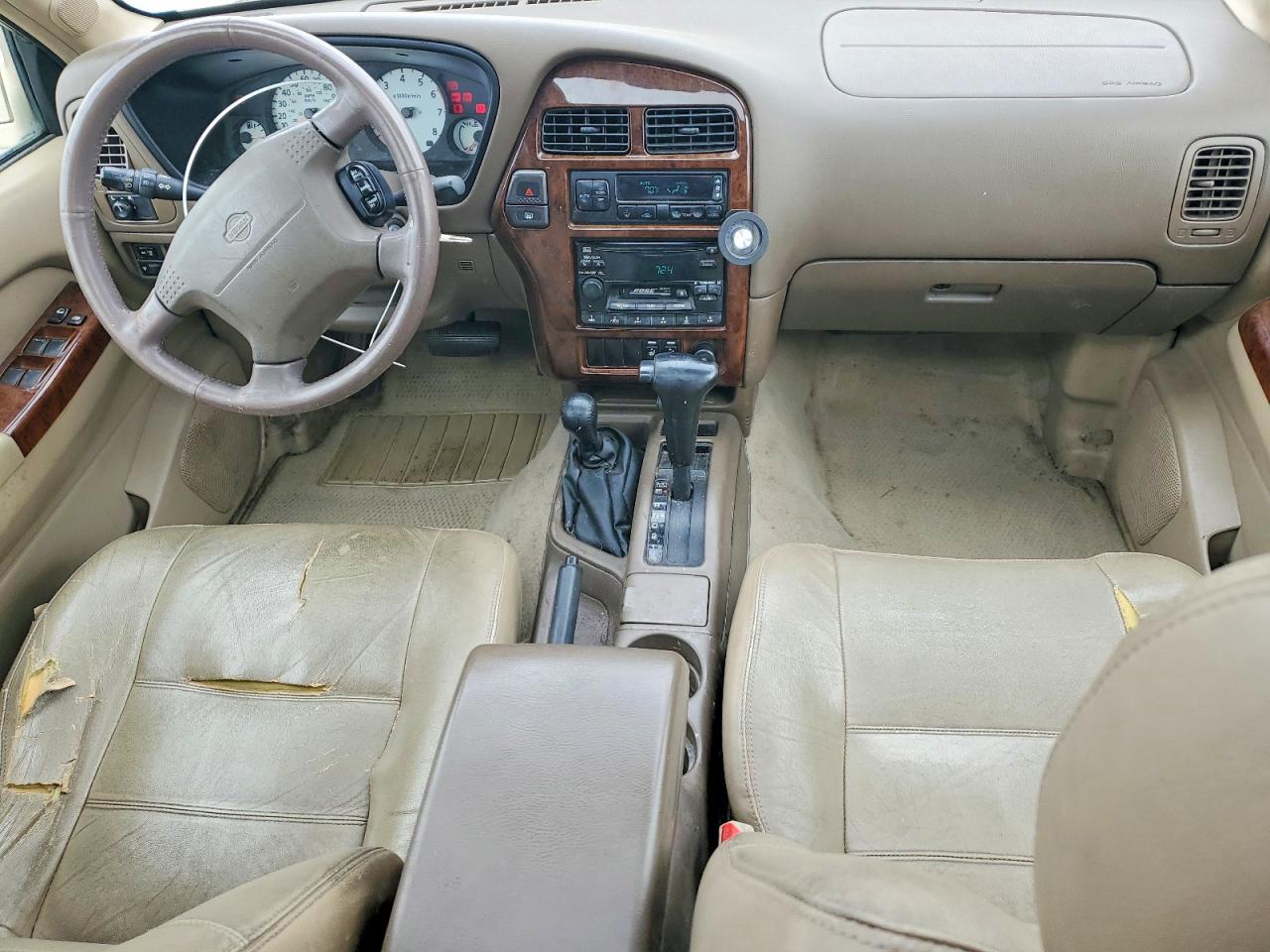 2000 Nissan Pathfinder Xe Gold vin: JN8AR07Y5YW444204