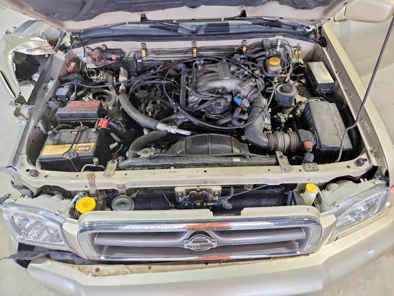 1999 Nissan Pathfinder Xe Gold vin: JN8AR07Y6XW354168