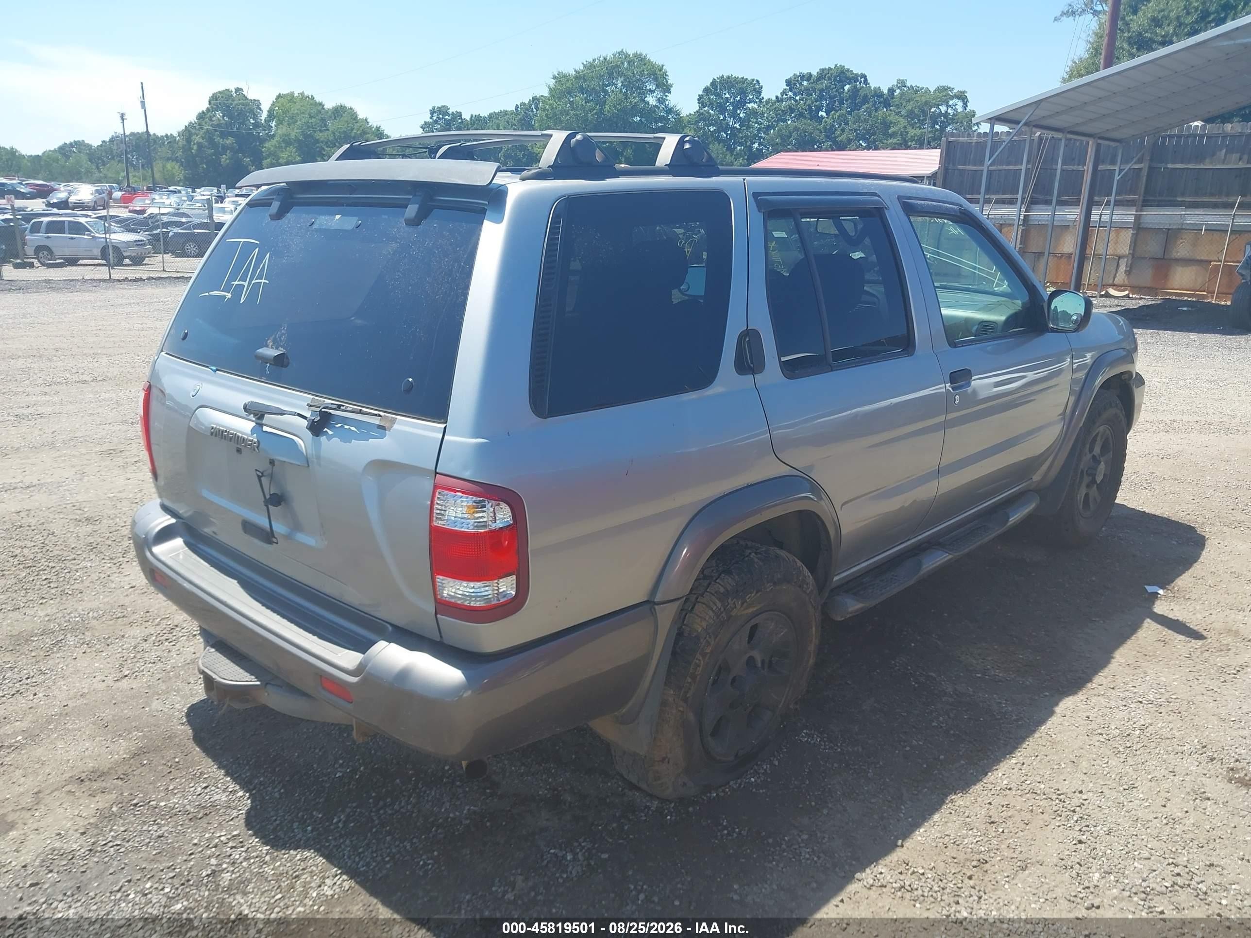 1999 Nissan Pathfinder Le/se/xe Silver vin: JN8AR07Y6XW368586