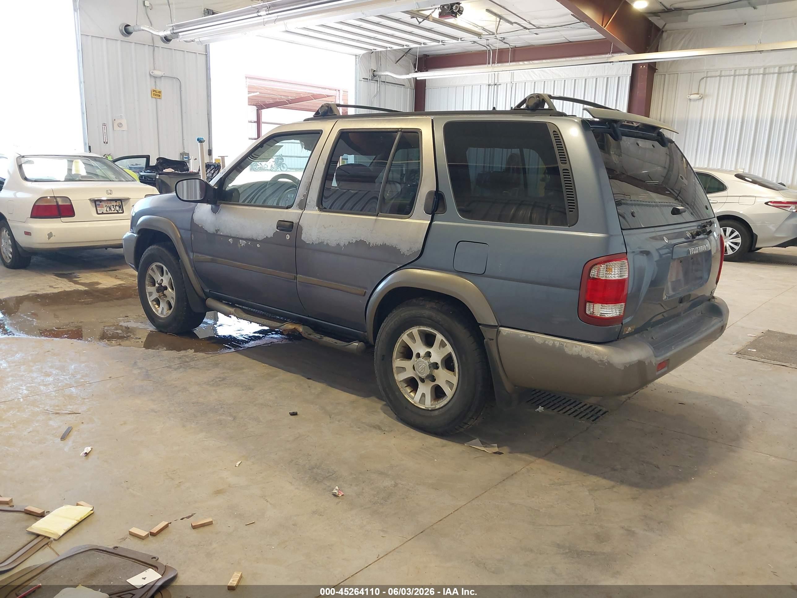 2000 Nissan Pathfinder Le/se/xe Синий vin: JN8AR07Y7YW420101