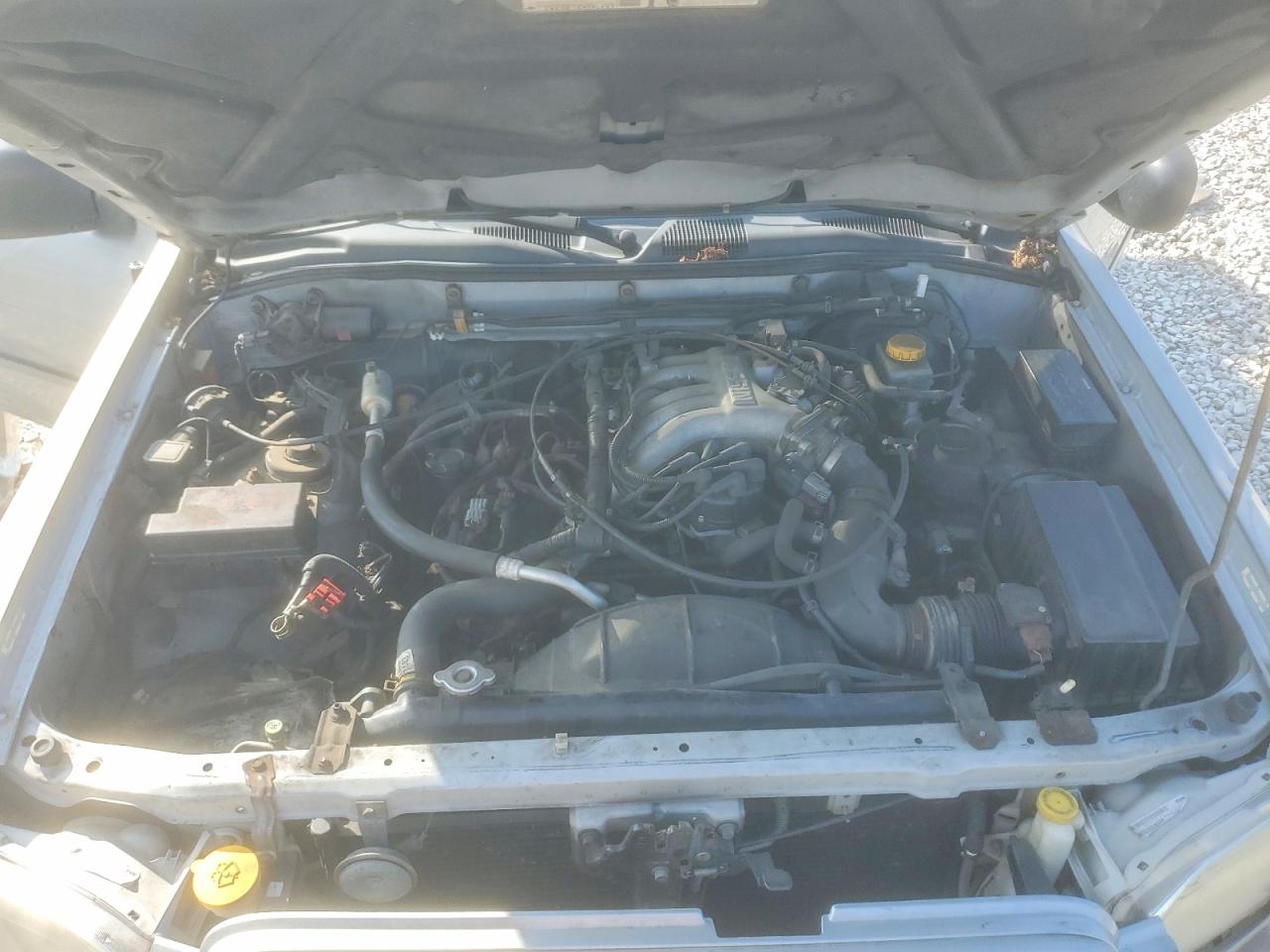 2000 Nissan Pathfinder Xe Бежевый vin: JN8AR07YXYW416835