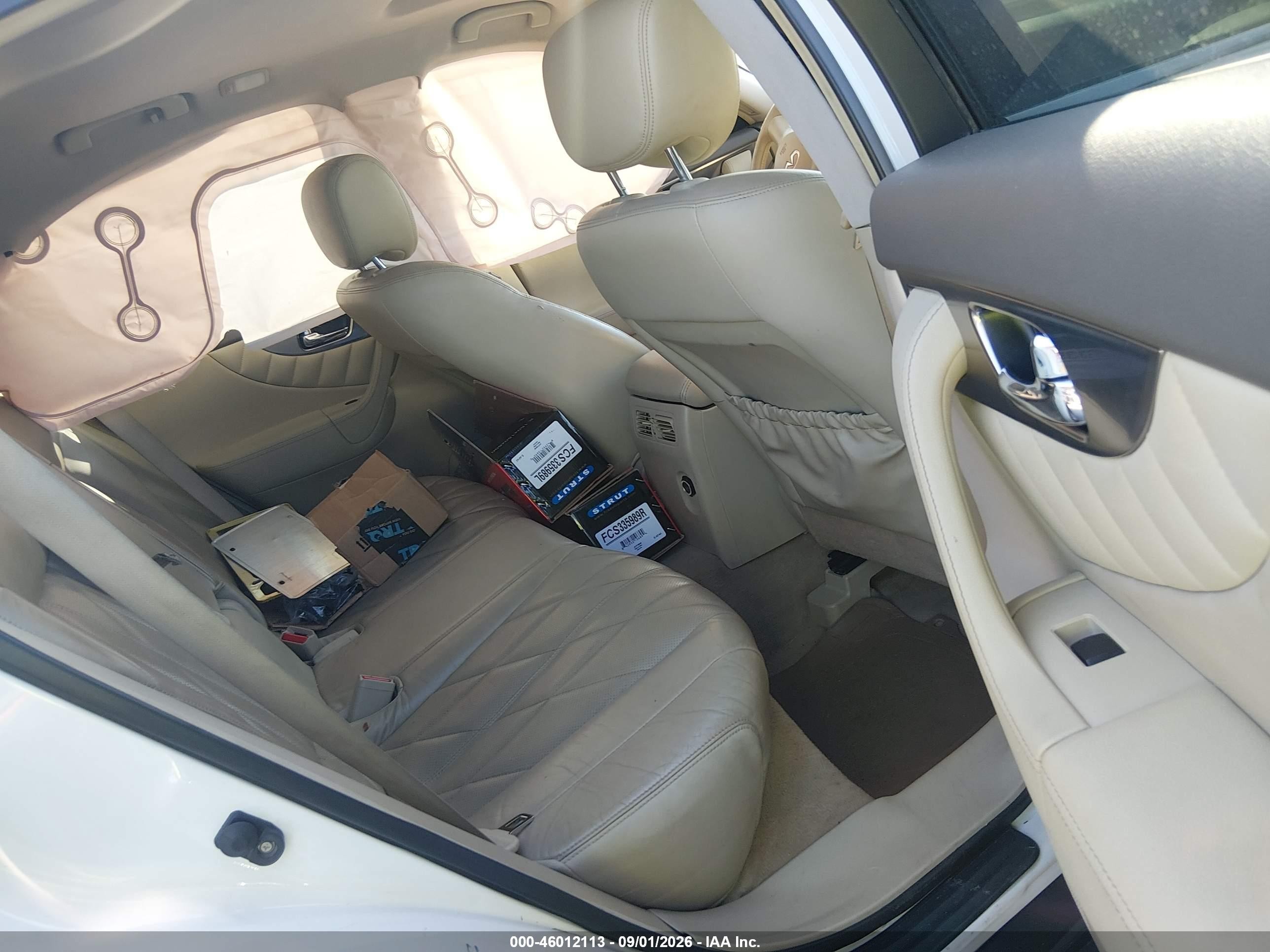 2011 Infiniti Fx35 Кремовый vin: JN8AS1MU0BM110077