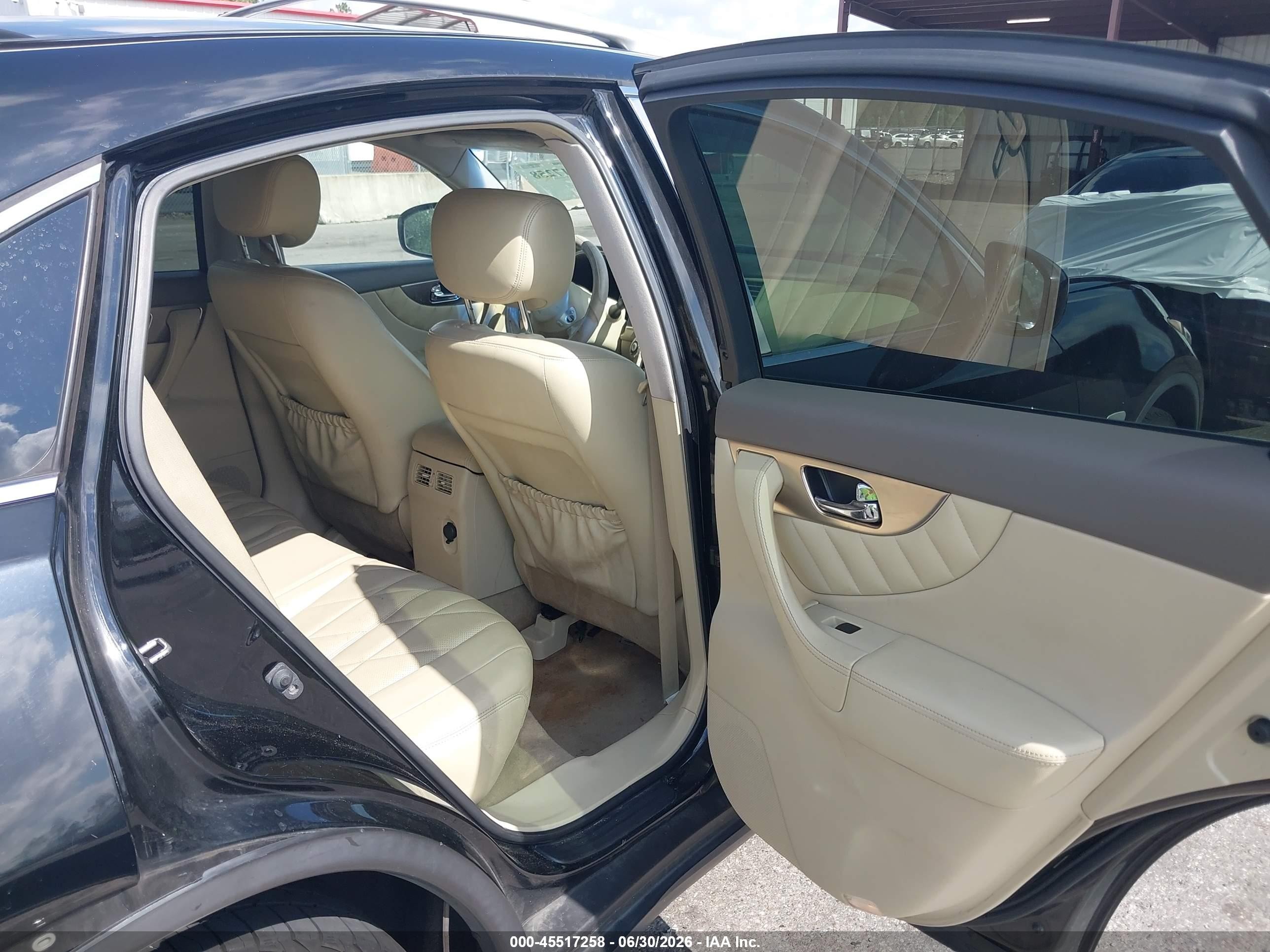 2010 Infiniti Fx35   Black vin: JN8AS1MU2AM801383