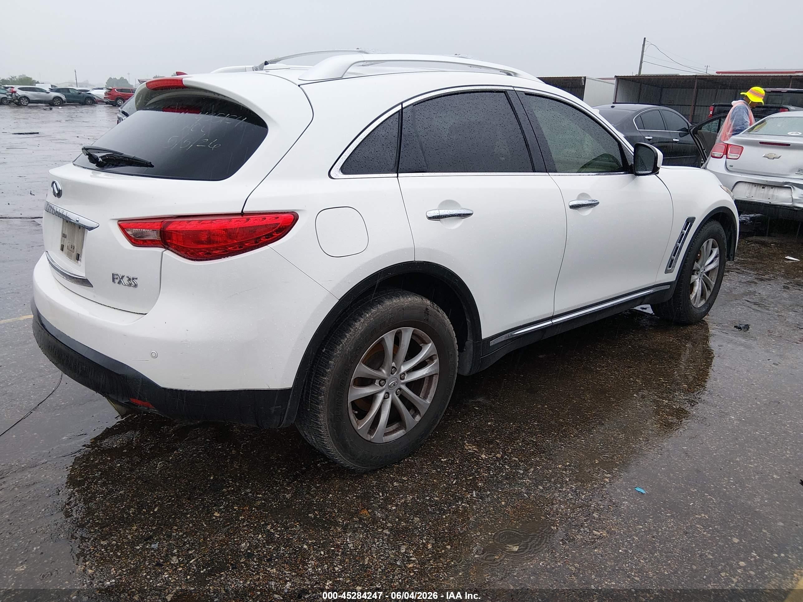 2012 Infiniti Fx35   Белый vin: JN8AS1MU7CM120154